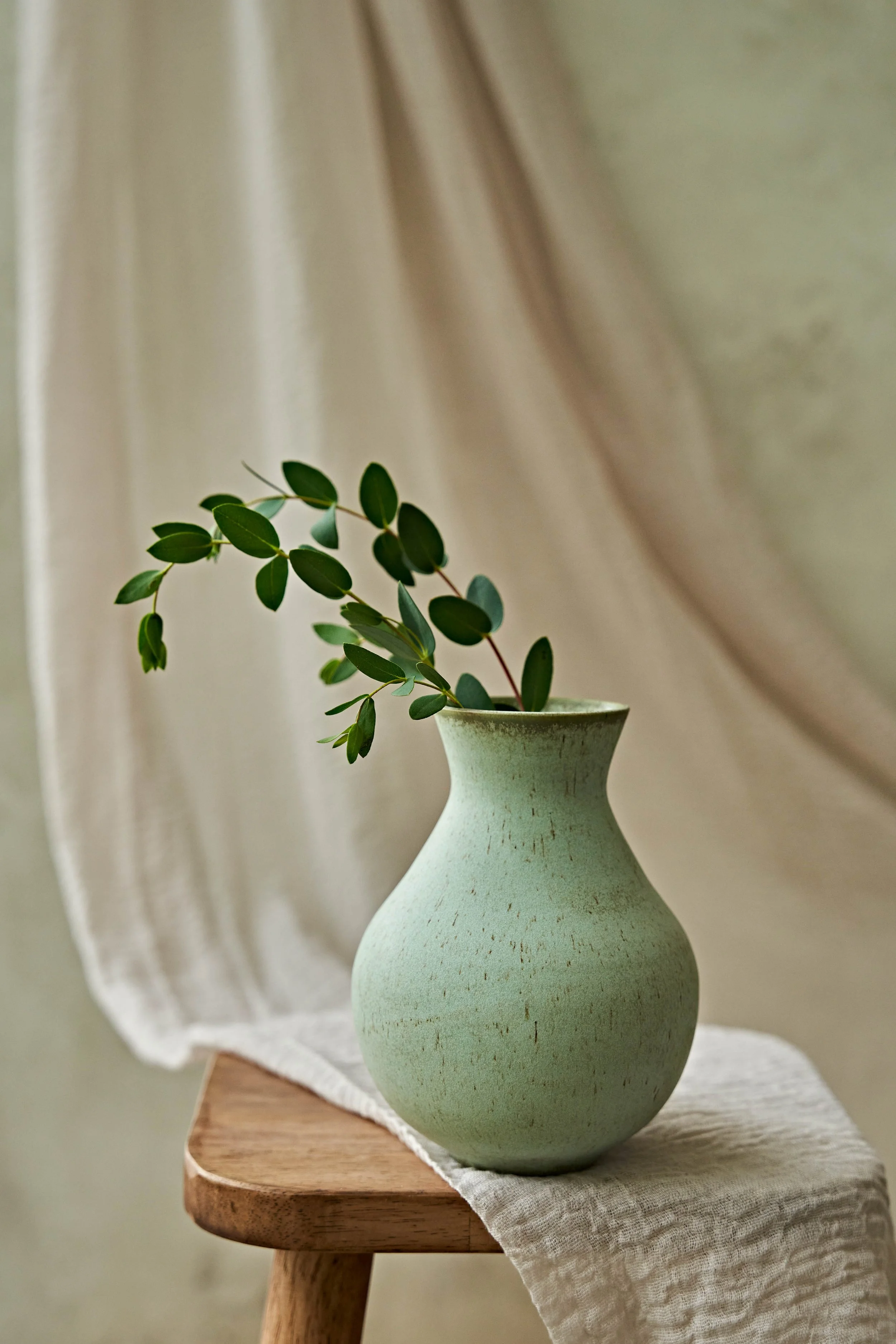 Candere-Porcelain-Vase-4-1338.jpg