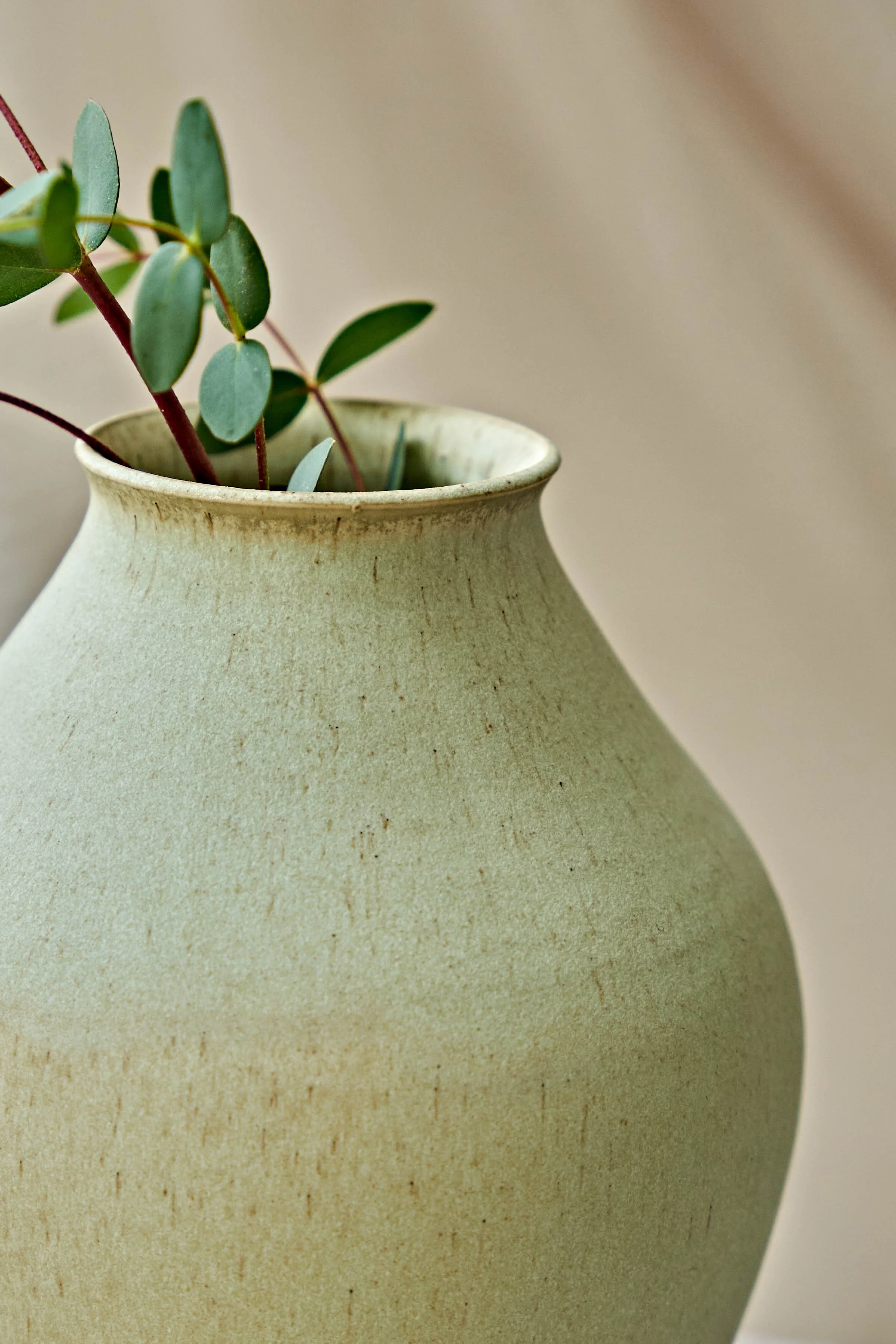 Candere-Porcelain-Vase-6-1383.jpg