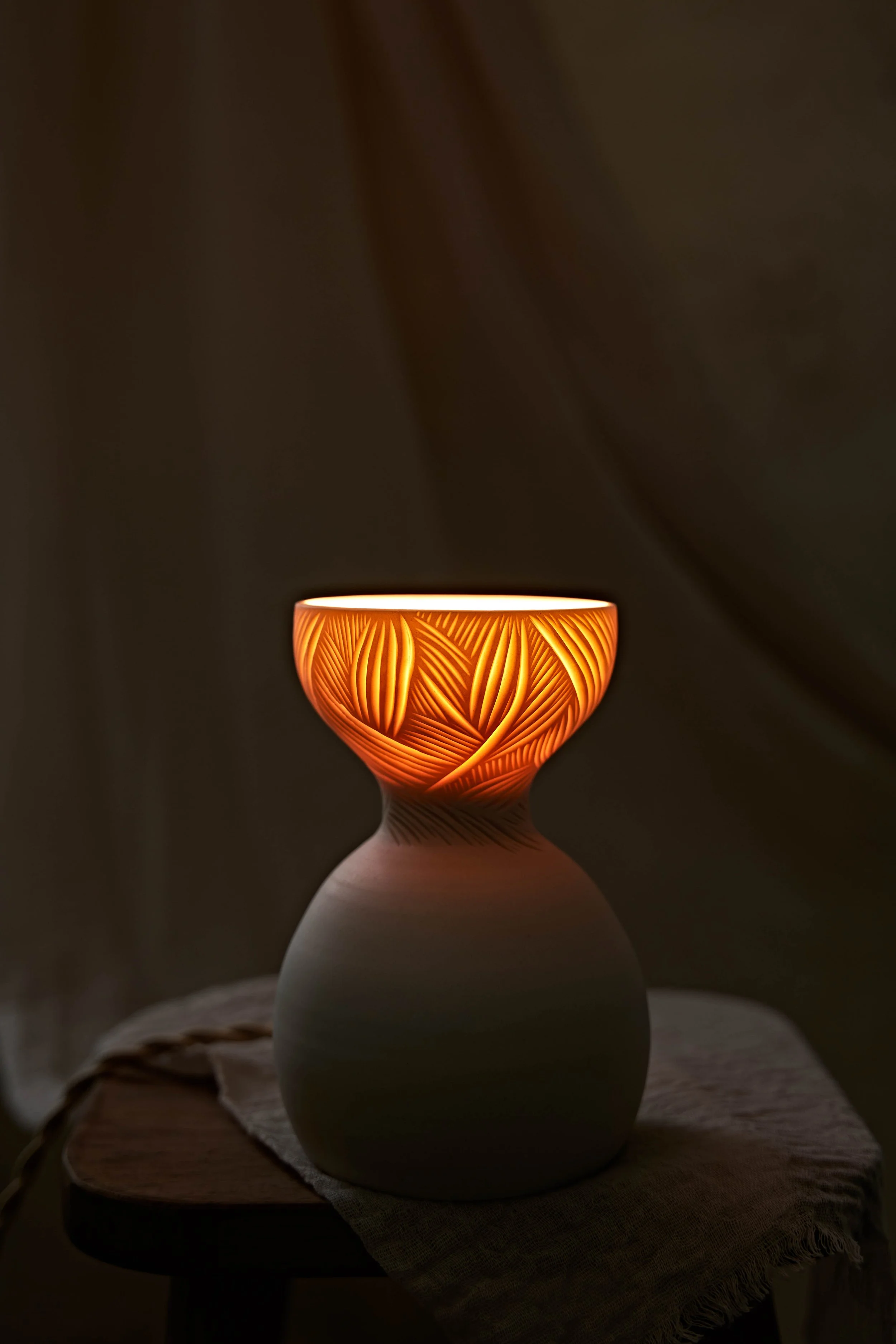 Candere-Porcelain-Luminary-10-1710.jpg