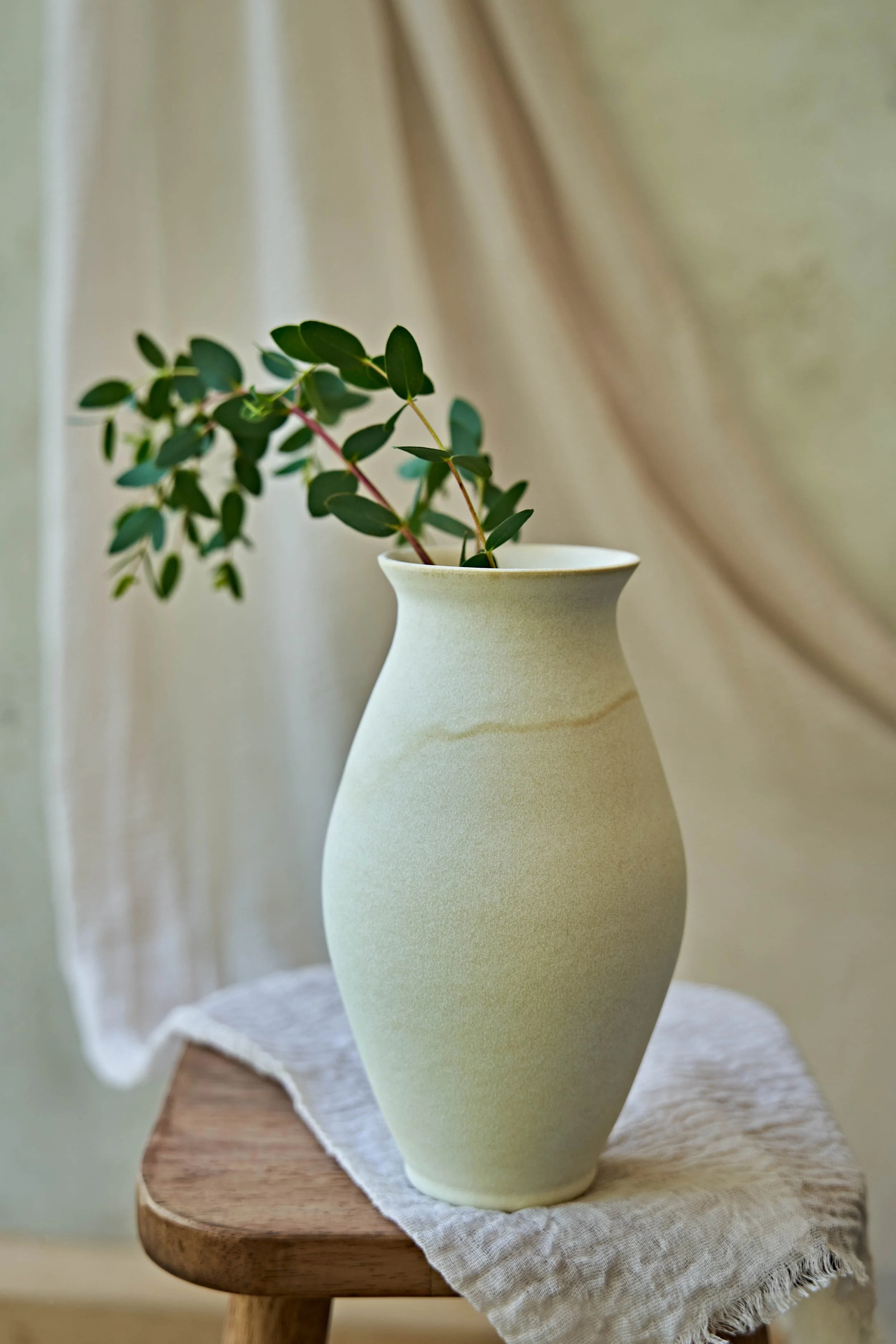 Candere-Porcelain-Vase-8-2785.jpg