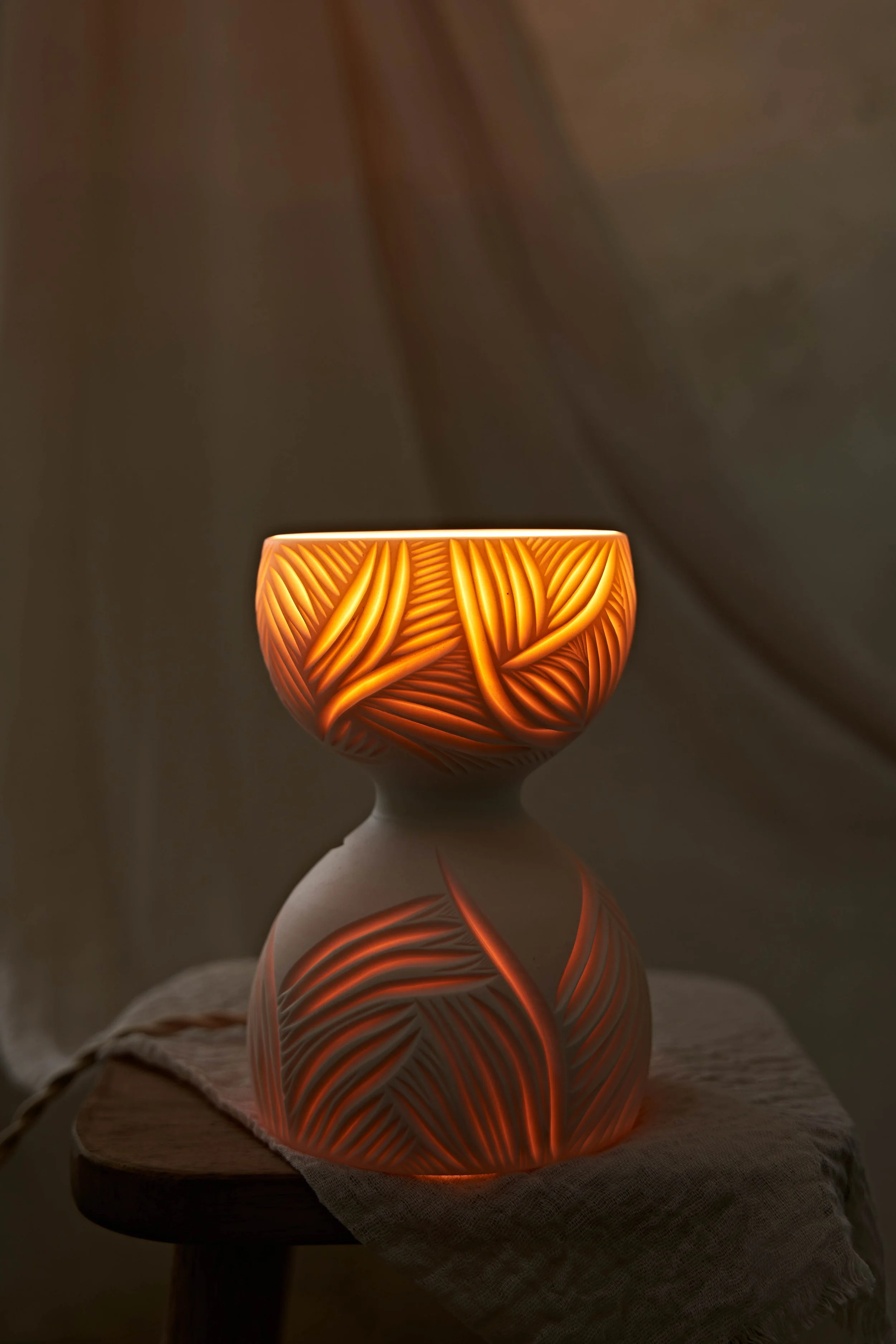 Candere-Porcelain-Luminary-4-1487.jpg