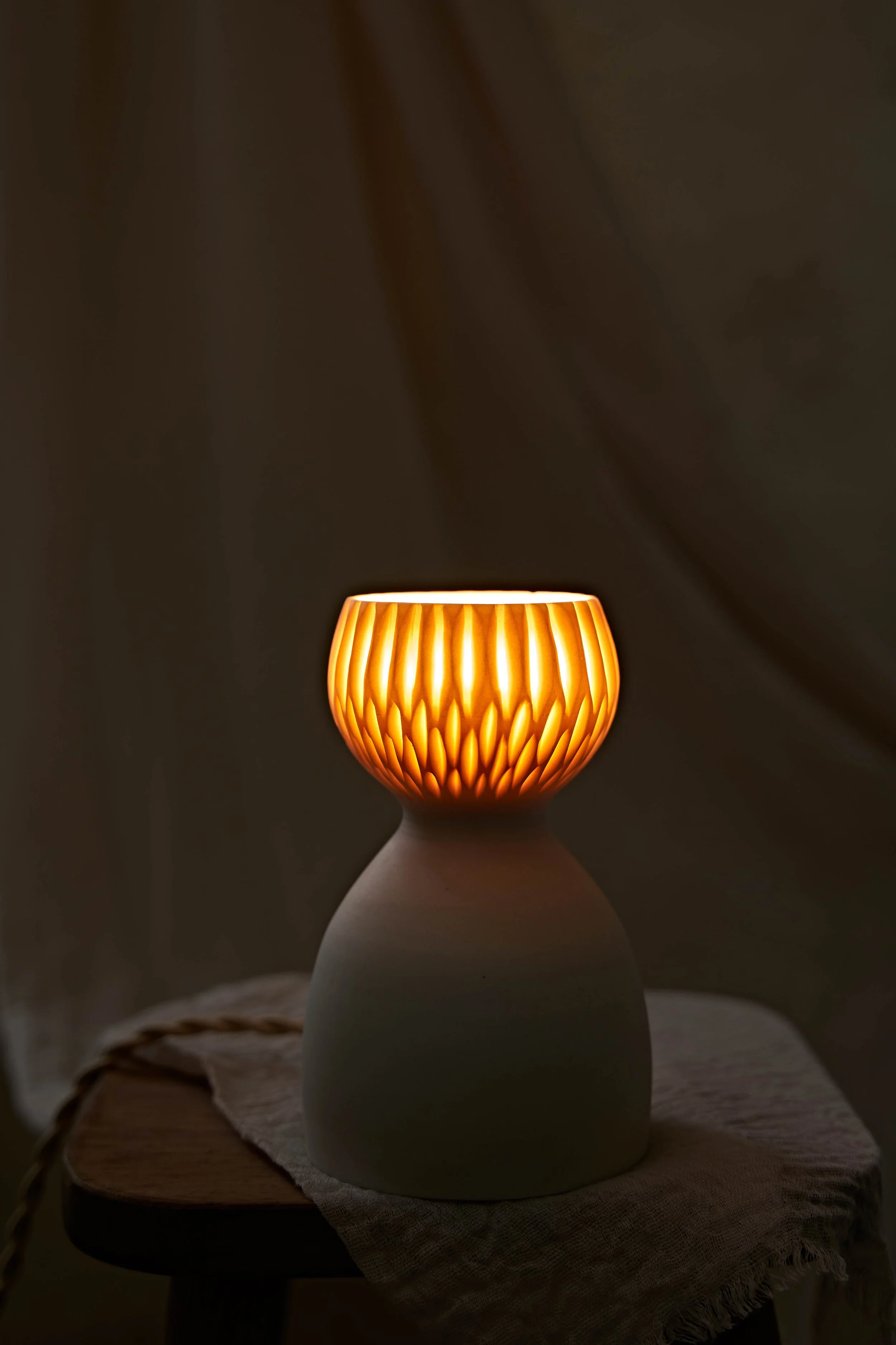 Candere-Porcelain-Luminary-9-1693.jpg