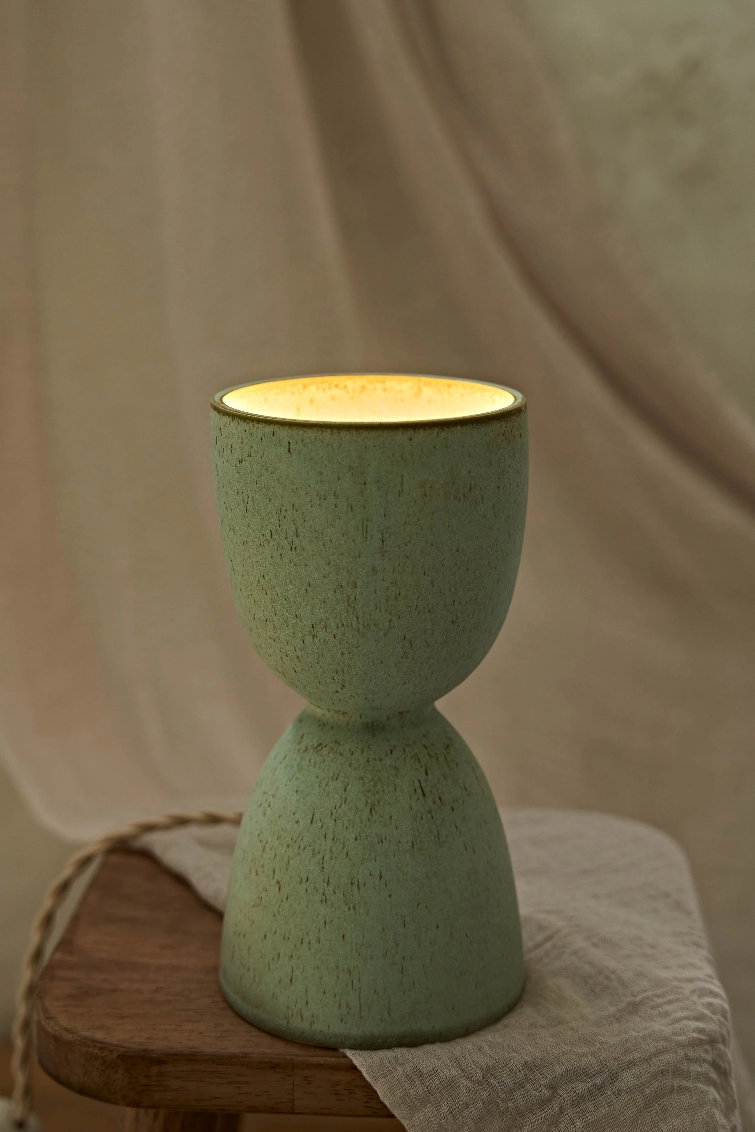 Candere-Porcelain-Luminary-1-1419.jpg