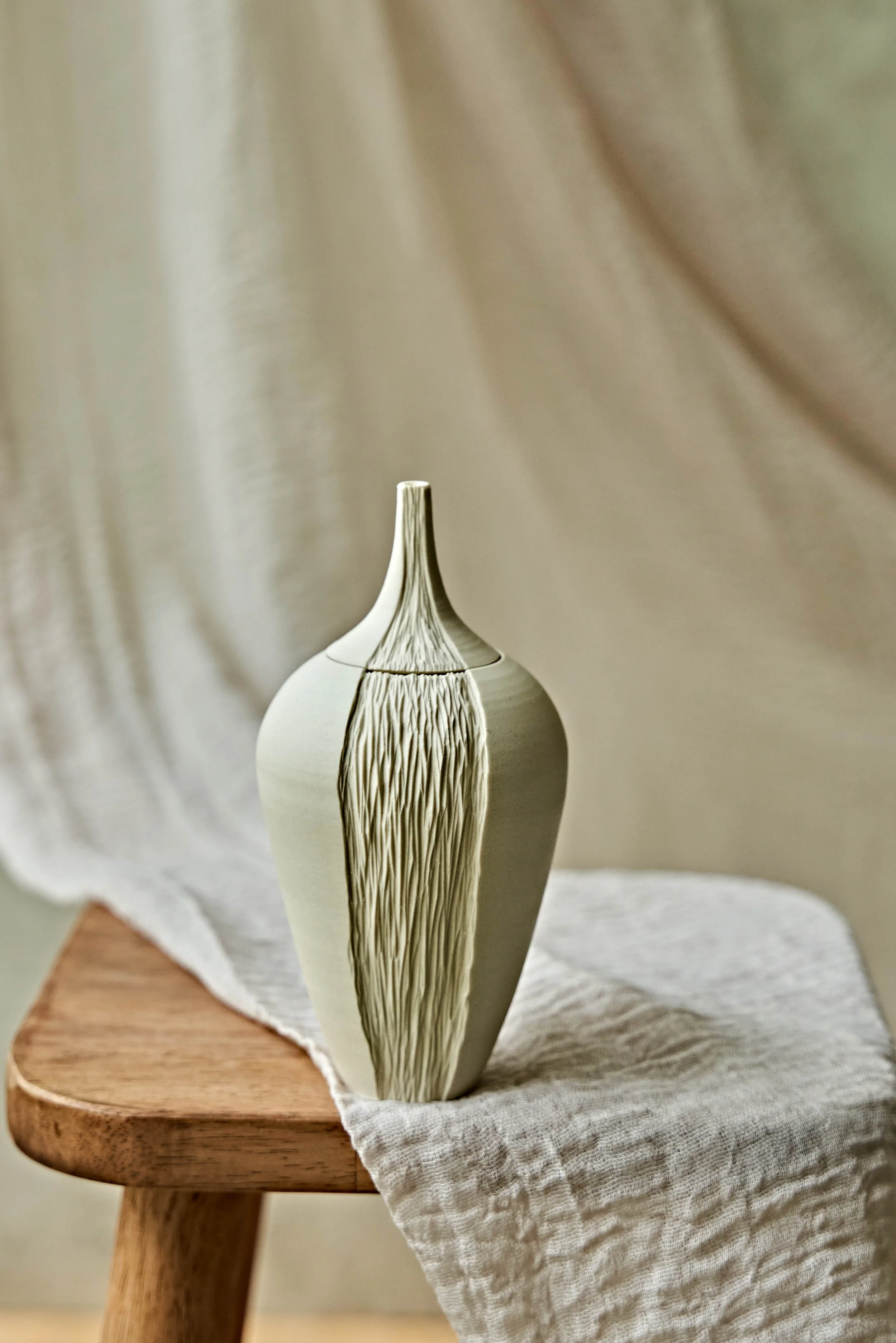 Candere-Porcelain-Oil-Lamps-6-1244.jpg