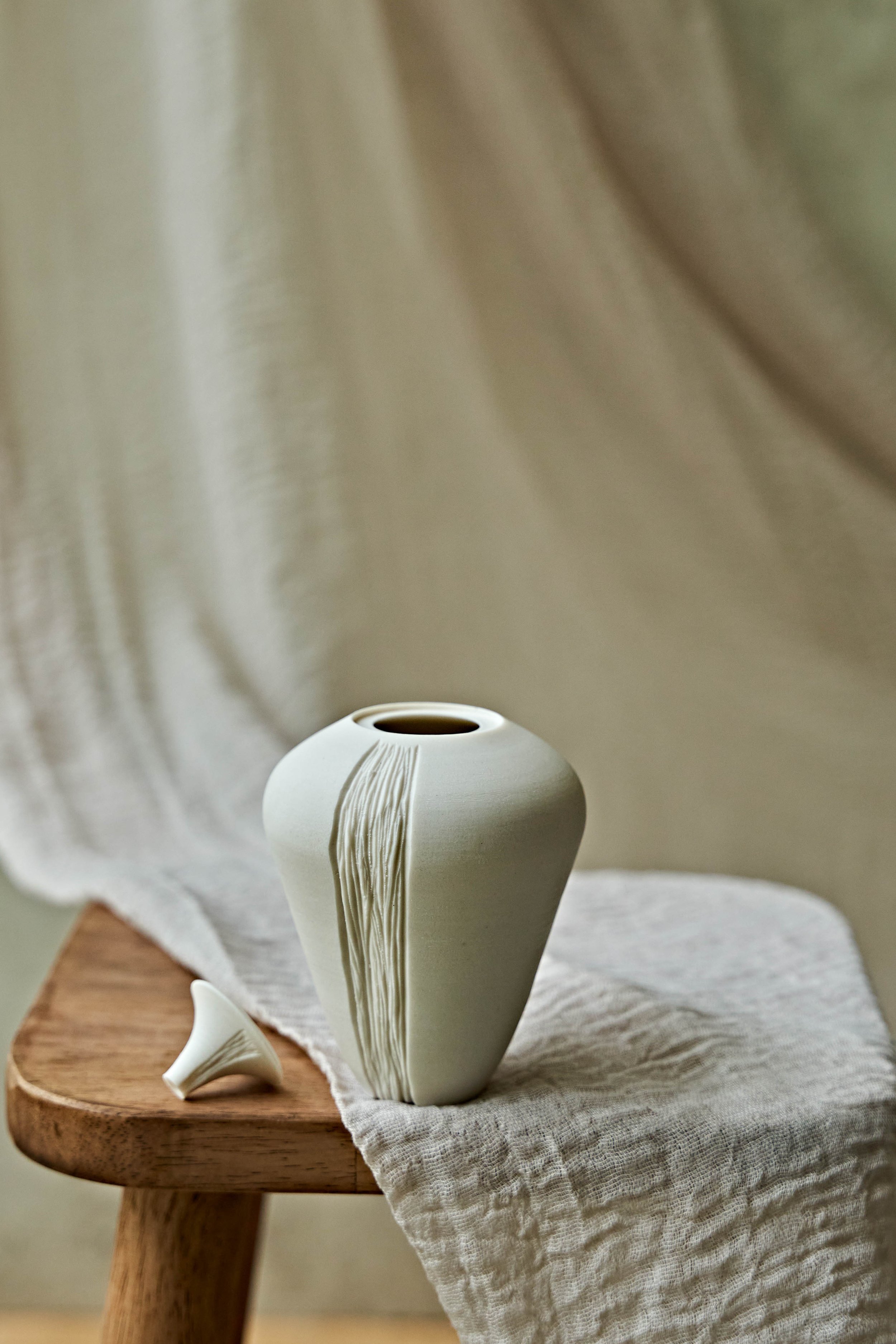 Candere-Porcelain-Oil-Lamps-8-1261.jpg
