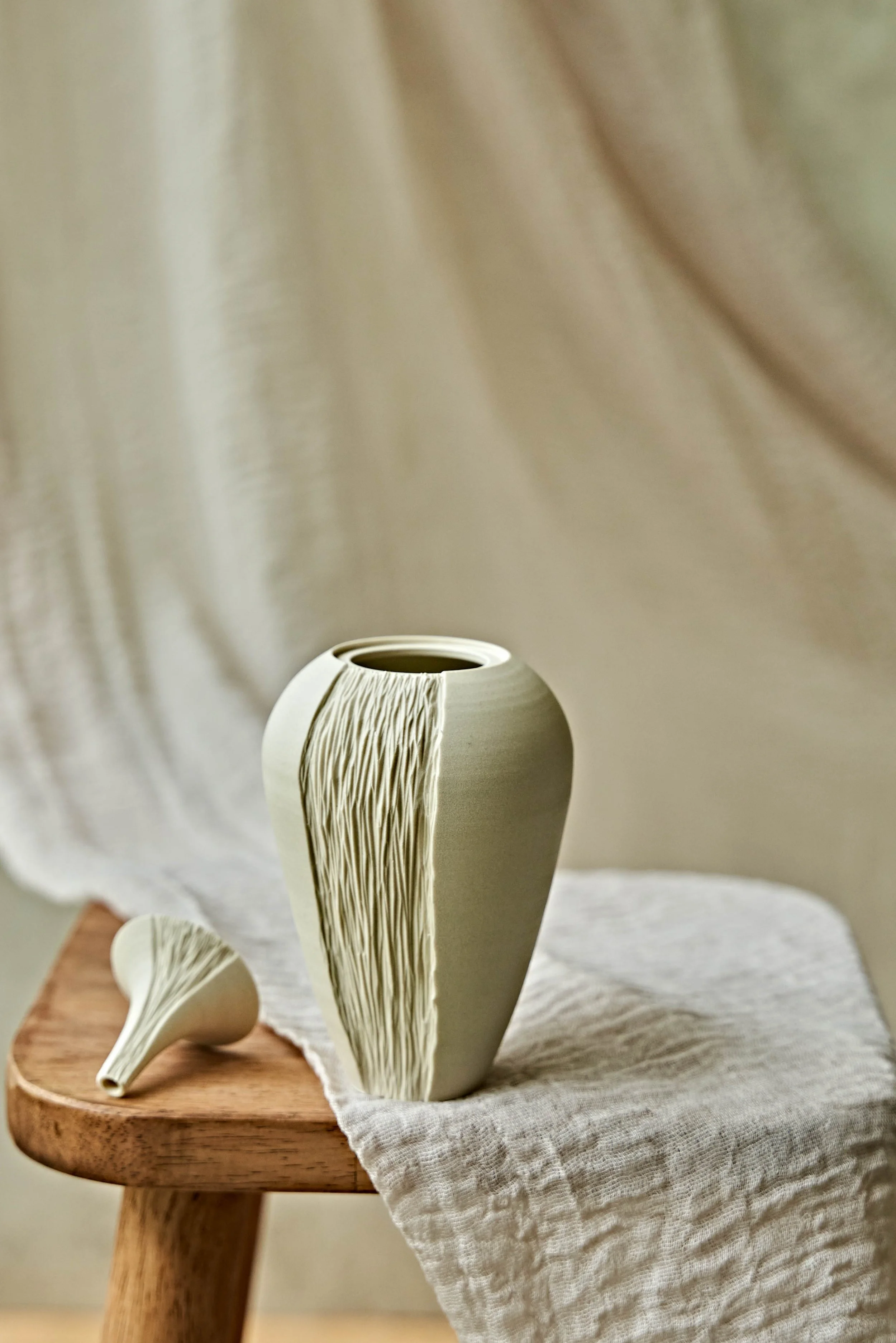 Candere-Porcelain-Oil-Lamps-6-1246.jpg