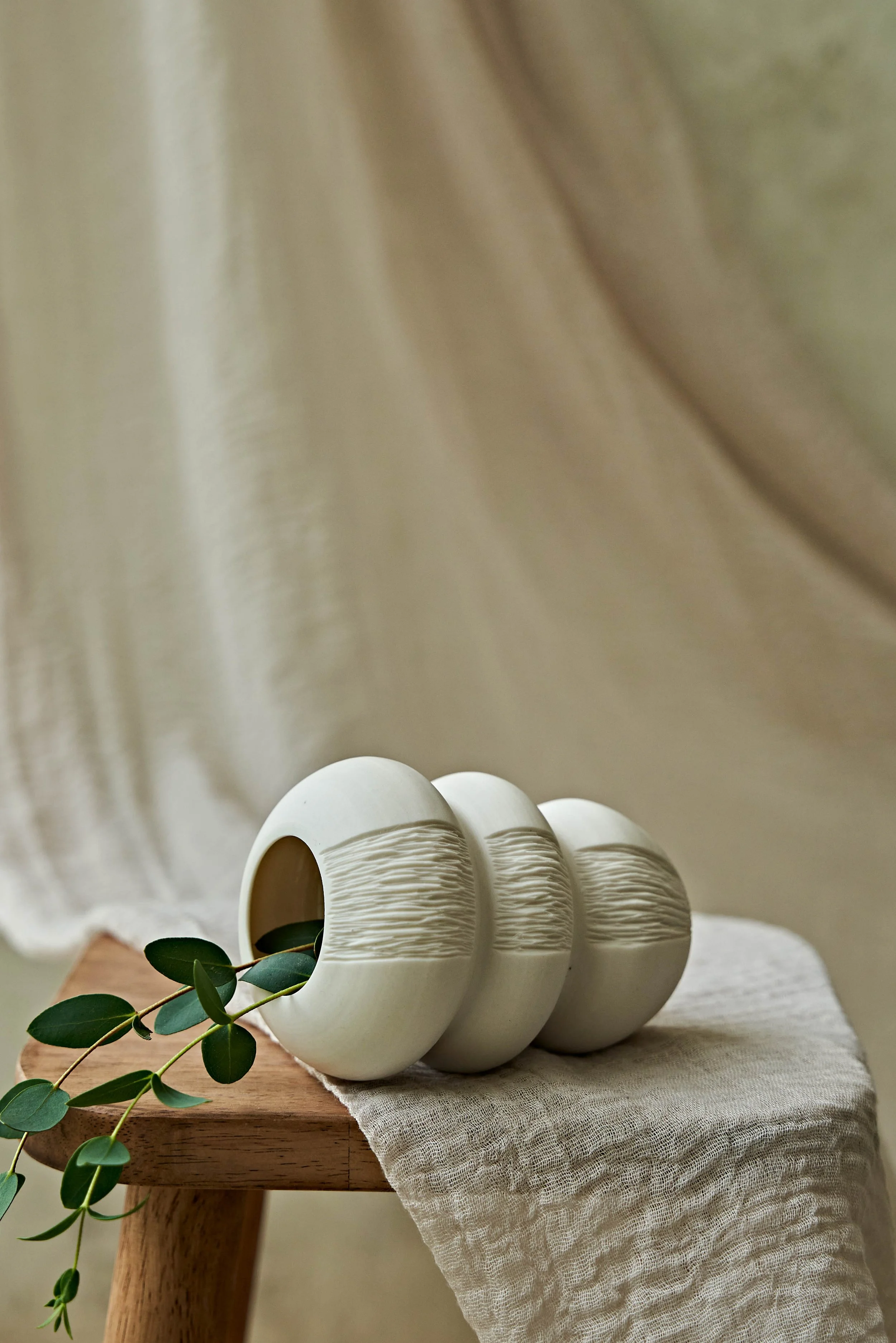 Candere-Porcelain-Vase-2-1313.jpg