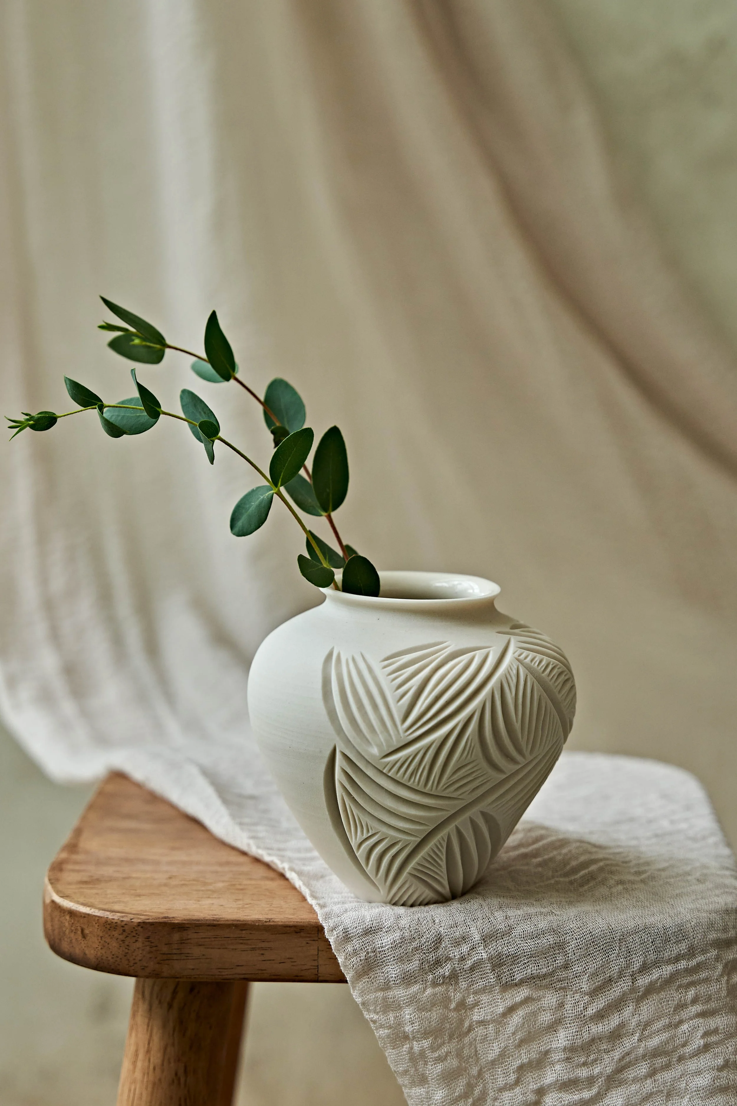 Candere-Porcelain-Vase-1-1298.jpg