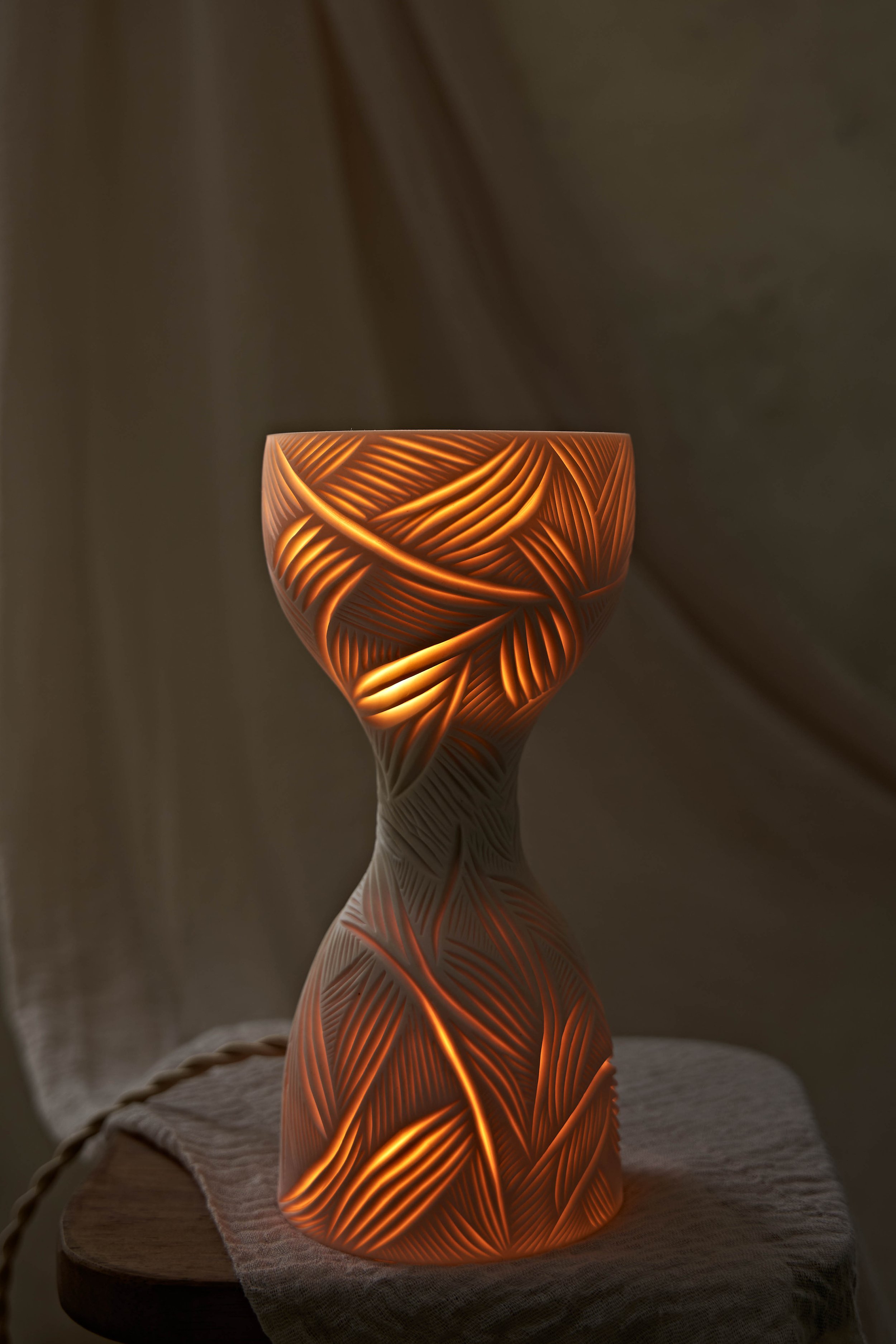 Candere-Porcelain-Luminary-2- 31.jpg