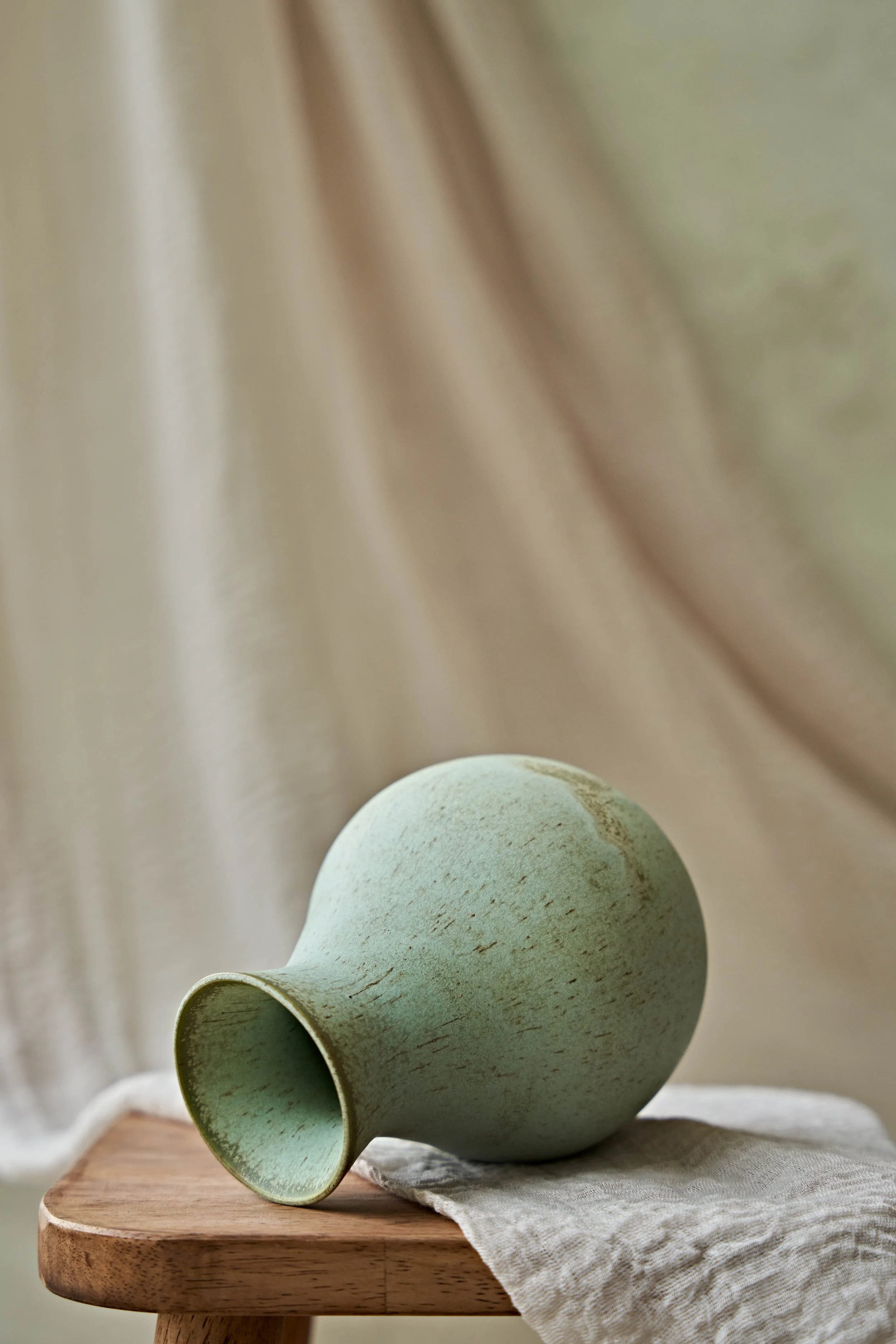 Candere-Porcelain-Vase-4-1395.jpg