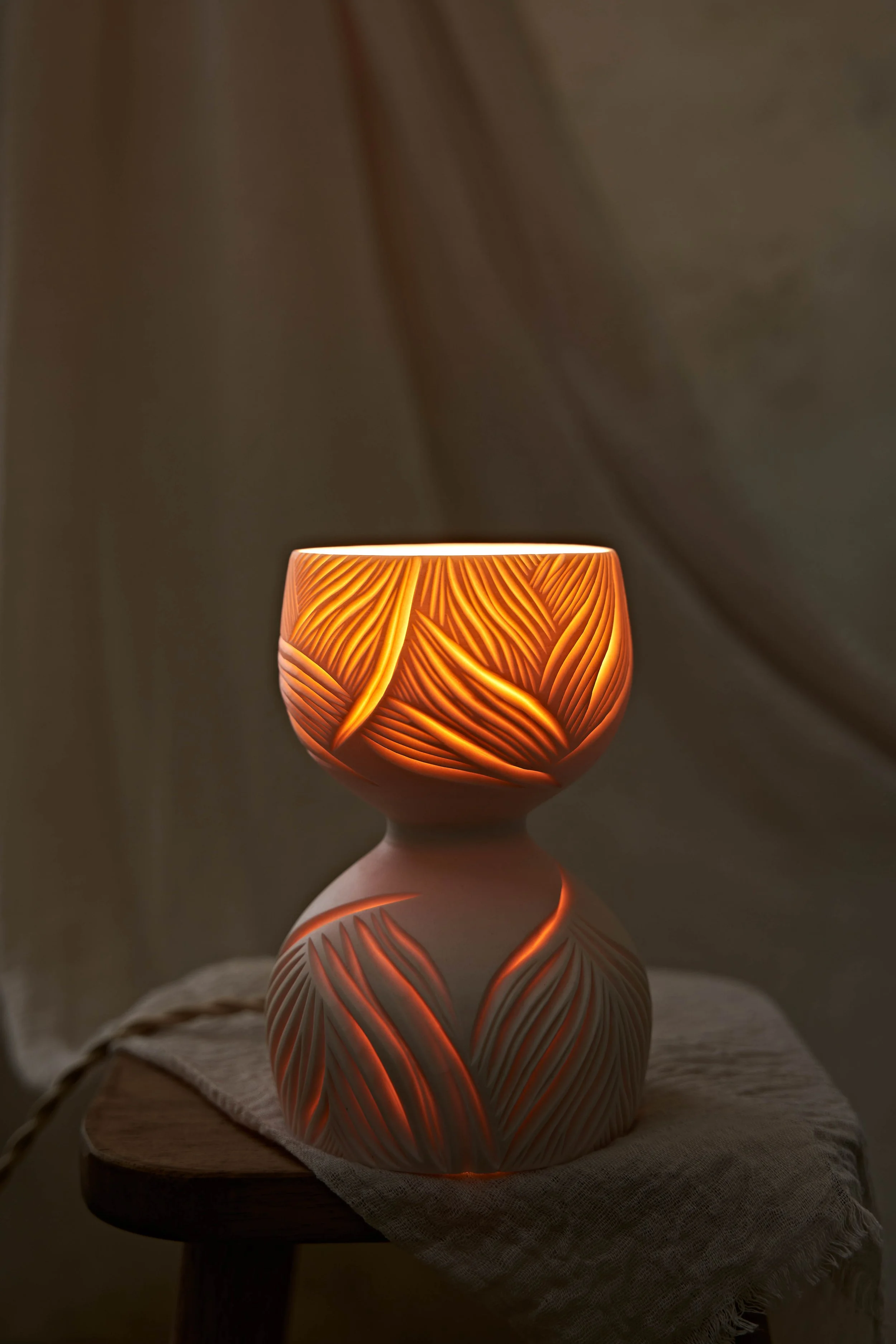 Candere-Porcelain-Luminary-5-1526.jpg