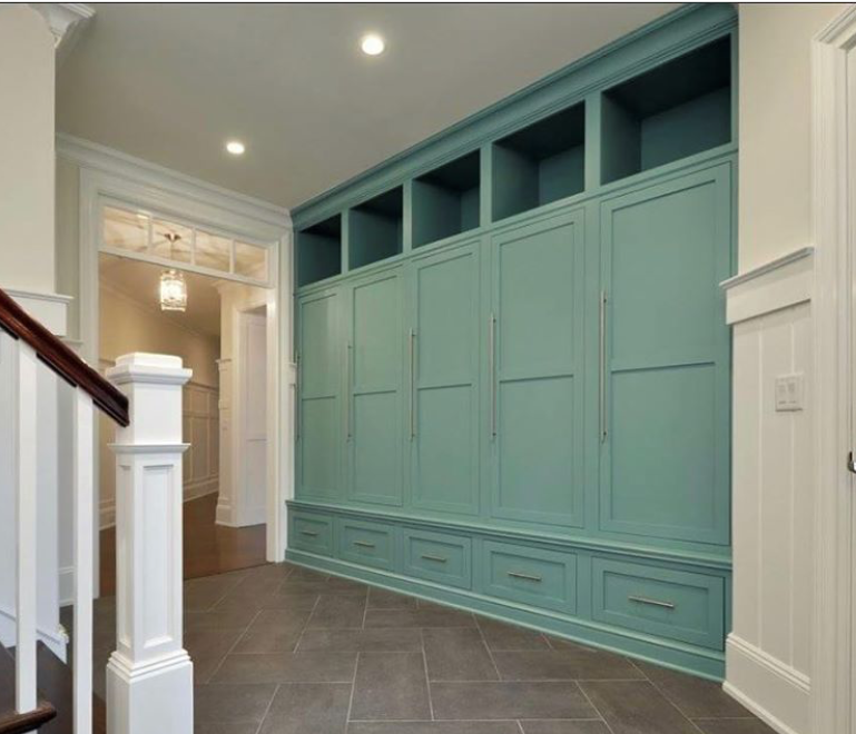 MUDROOM.png