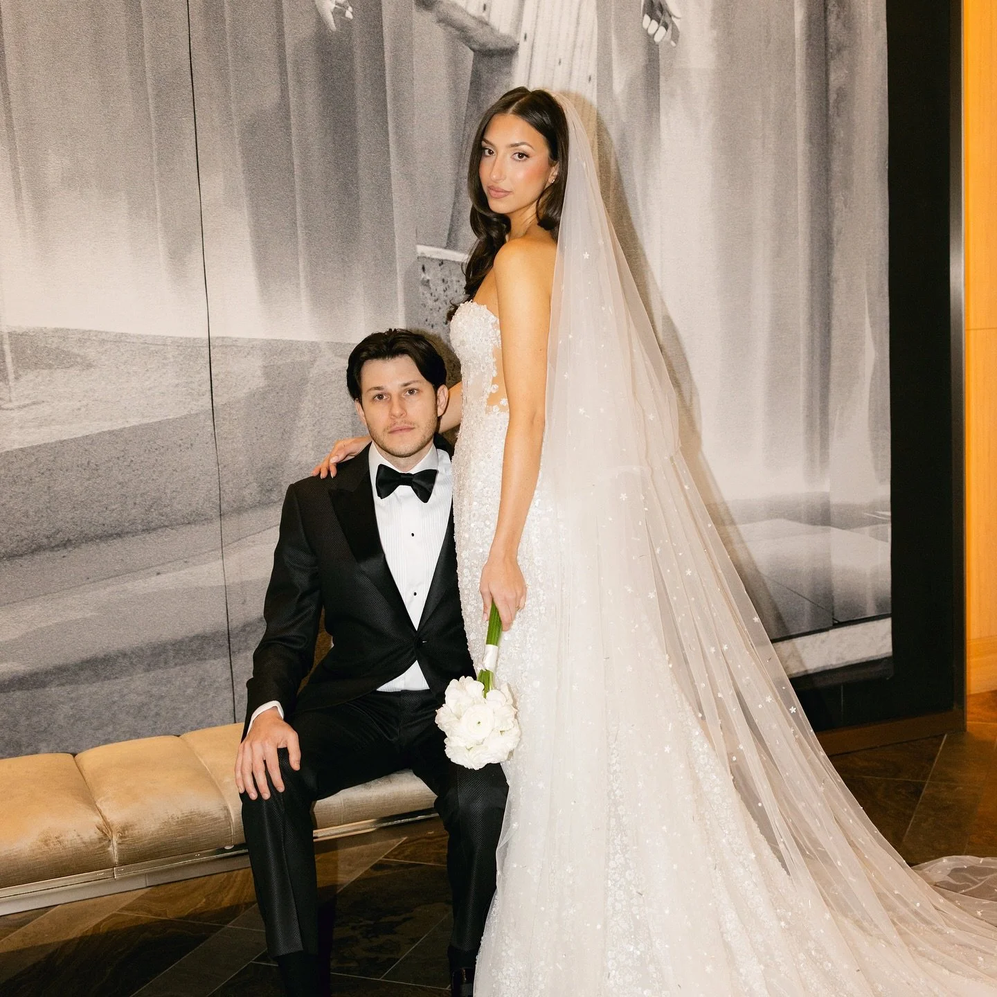 Beautiful couple @laurenfleshner - beautiful photos @assaf_friedman 

Hair @virasack 🤍
#beautybytaydownes

#torontobride #torontobridalphotographer #torontomakeupartist #bridalmakeupartist #bridalhairstylist #bridalmakeupinso #patricktabeauty #diorb