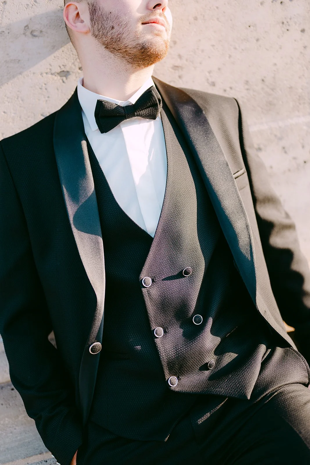 Le marié - détails costume