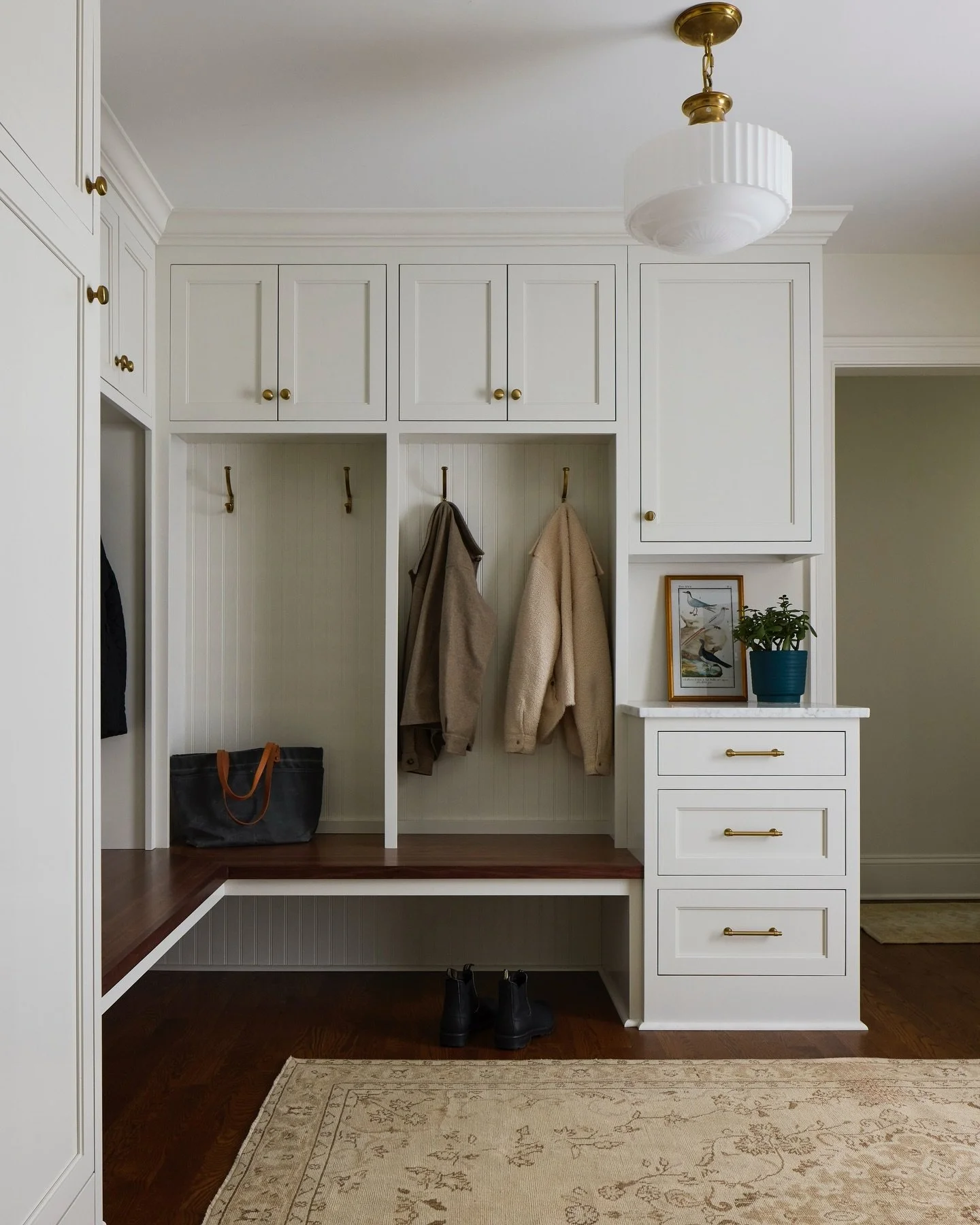 We've heard others say it, and we agree: Richmond needs a 2025 re-do!  Happy Monday everyone, and here's to sunshine, clean running water, warmer temps, and organized mudrooms🌲 

Photography: @kipdawkinsphoto 
Styling: @adamricedesigns 
Architecture