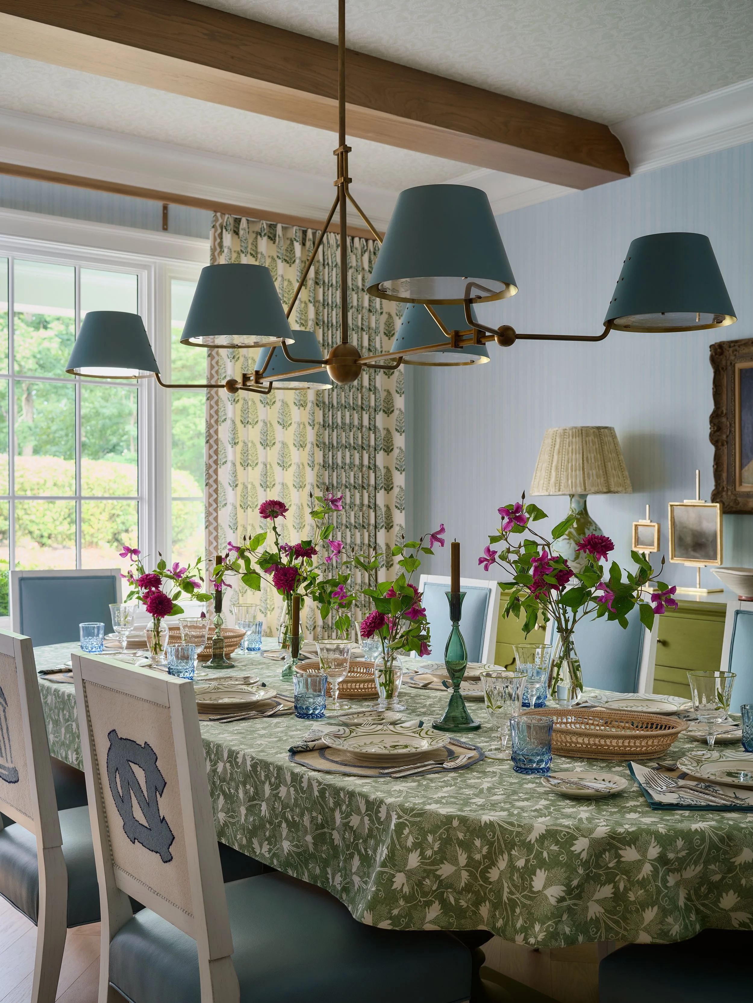 04-Dining1.jpg