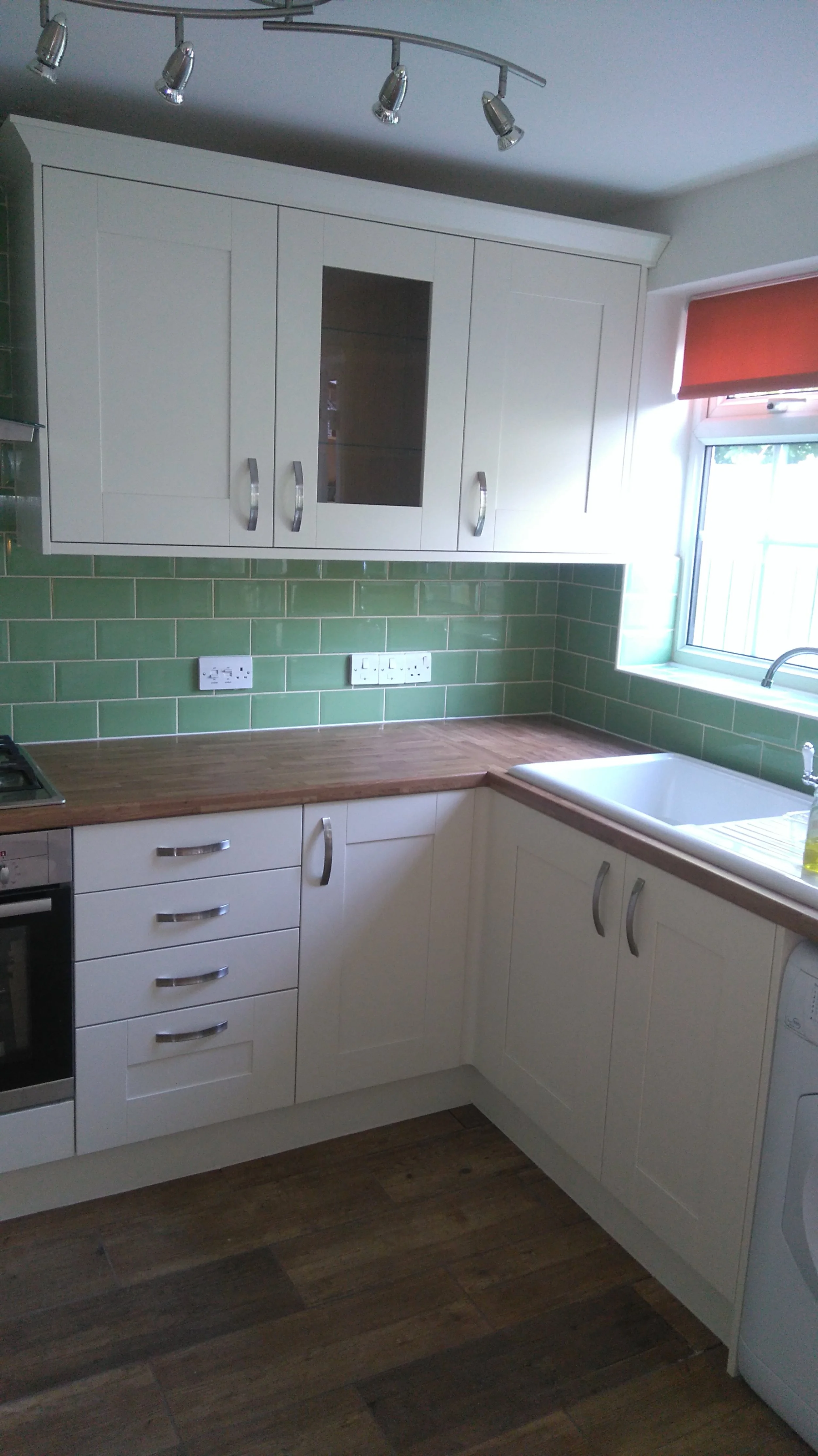 Konyha gyártás, konyha tervezés, asztalos, belsőépítészet beépített szekrény baal design bicske zsámbék budapest budakeszi telki budajenő zsámbéki medence