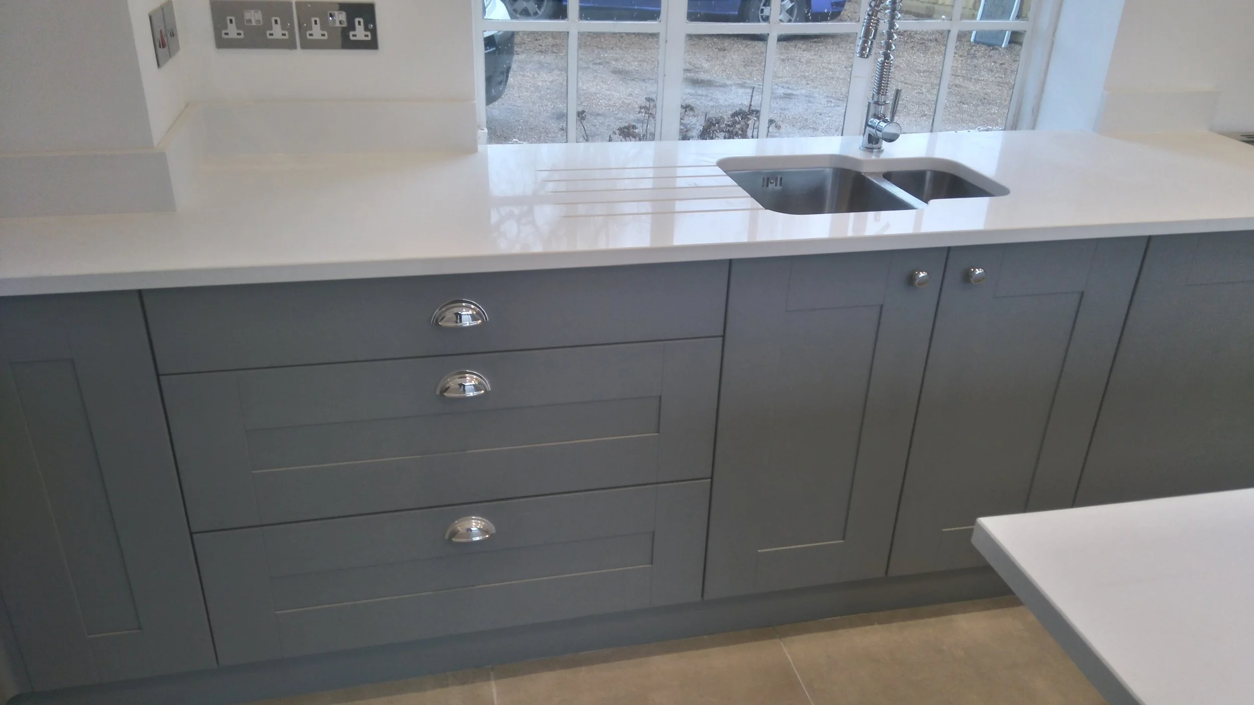 Konyha gyártás, konyha tervezés, asztalos, belsőépítészet beépített szekrény baal design bicske zsámbék budapest budakeszi telki budajenő zsámbéki medence