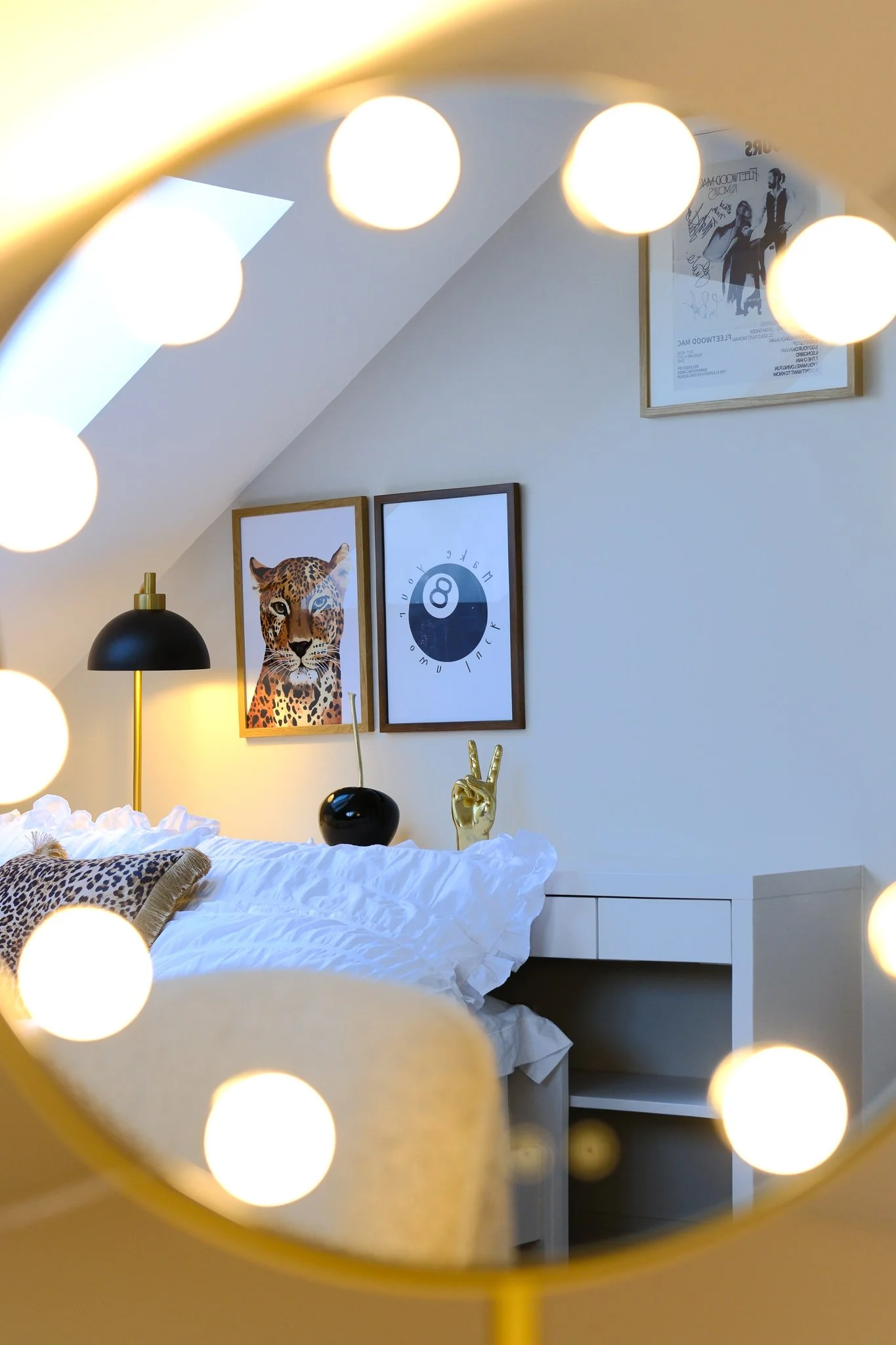 Jo Hughes interiors_room 3 March 26_C Turner-16.jpg