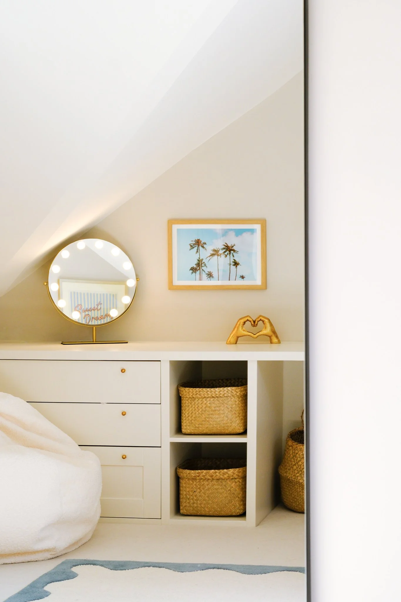 Jo Hughes interiors_room 2 March 26_C Turner-1.jpg
