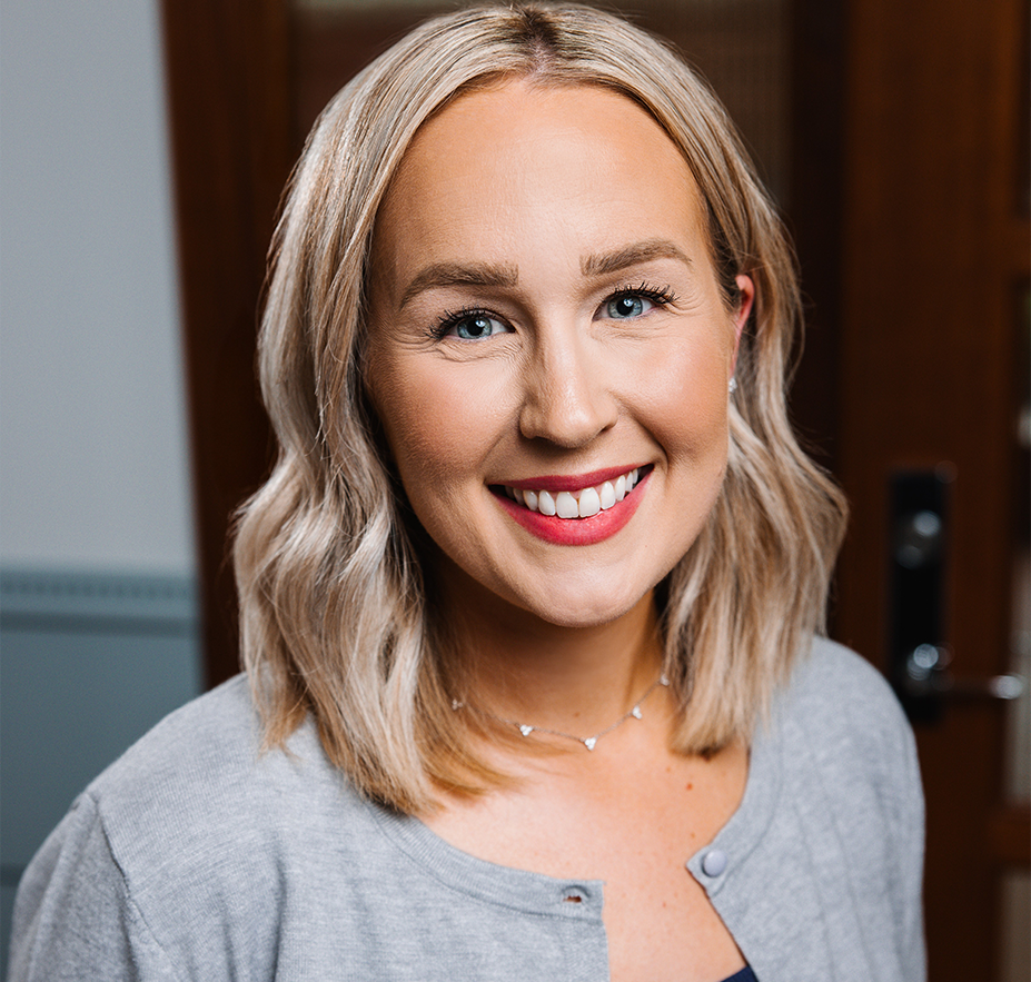 Grace Colegrove Headshot.png
