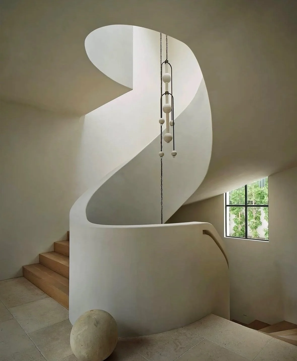 Perfection in the layering of neutrals and textures to create this stunning sanctuary retreat 

Architecture: @studiowilliamhefner 
Design: @jeremiahbrentdesign @jeremiahbrent 
📸: @trevortondro 

#AD100 #interiordesign