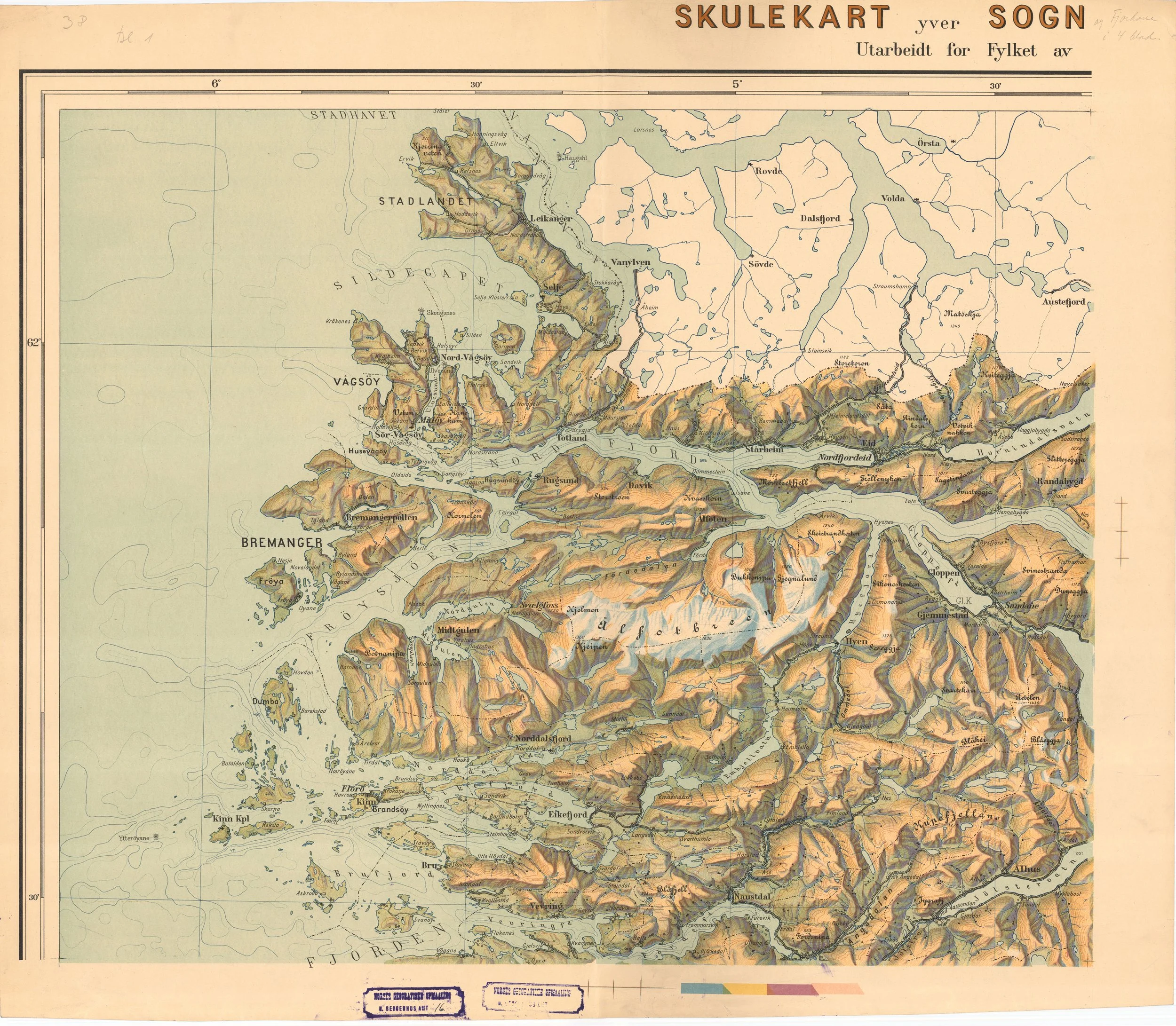 Historisk skulekart over Sogn og Fjordane fra 1927, med Nordfjord, Vågsøy, Bremanger, Husevågøy og omkringliggende fjord- og kystområder.