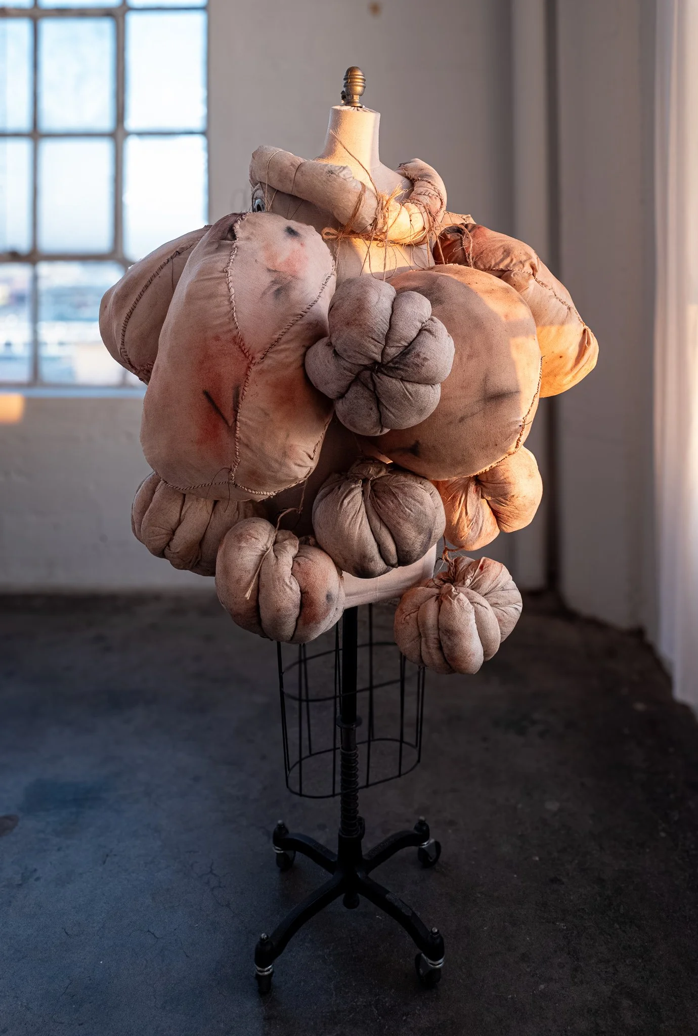UNTITLED (EMERGE) | 36" x 41" x 36" | Fabric, foam, fabric, polyester fill, thread, and industrial wire