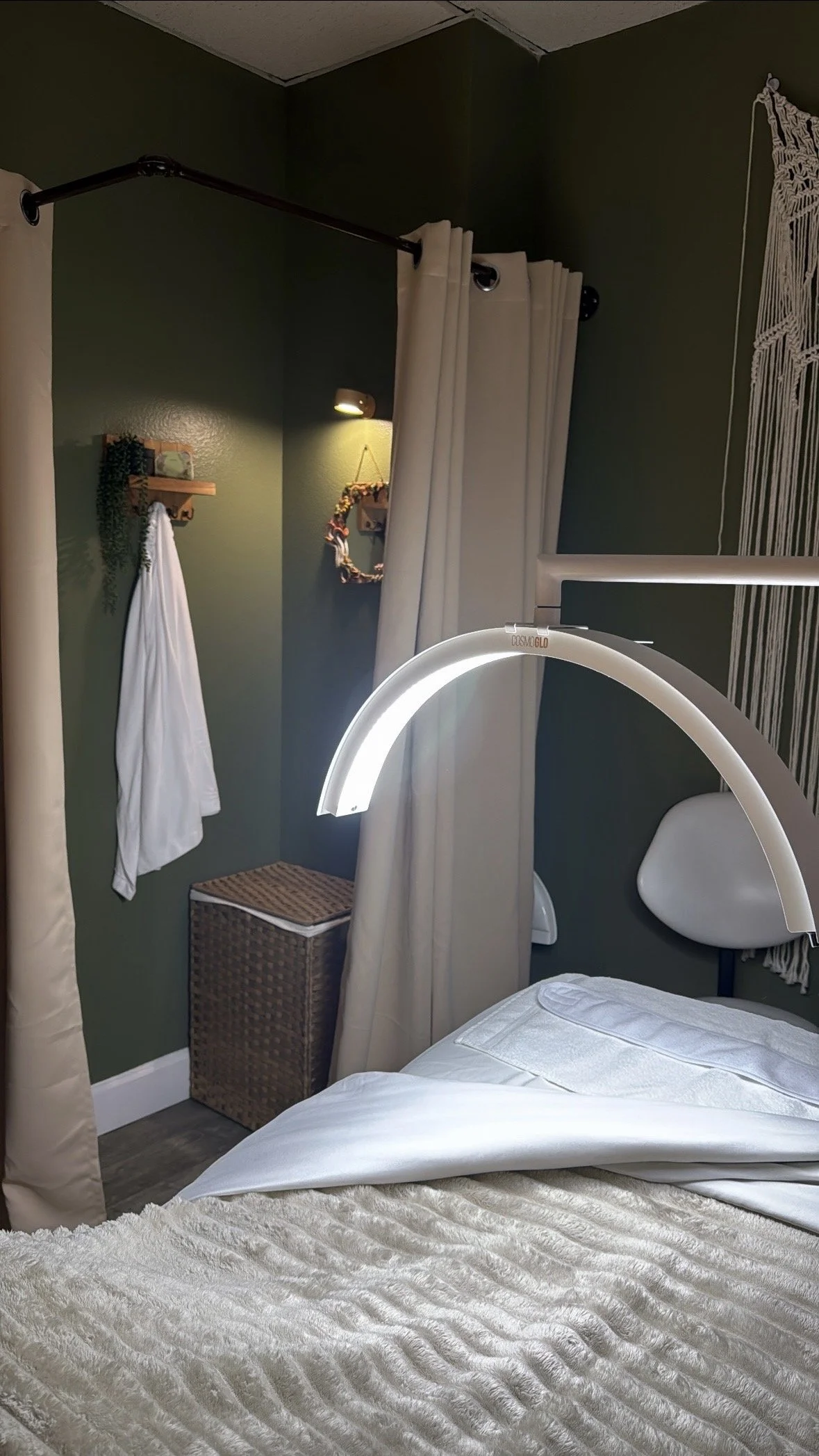 skincare esthetician facial treatment room