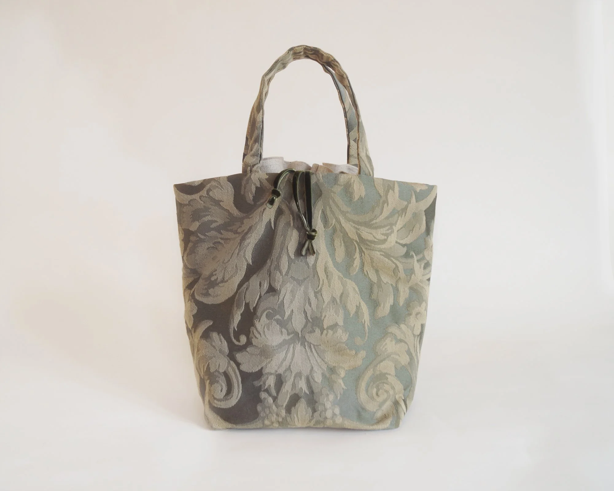 Medival_DSC01312-2000w_2000w copy.jpg