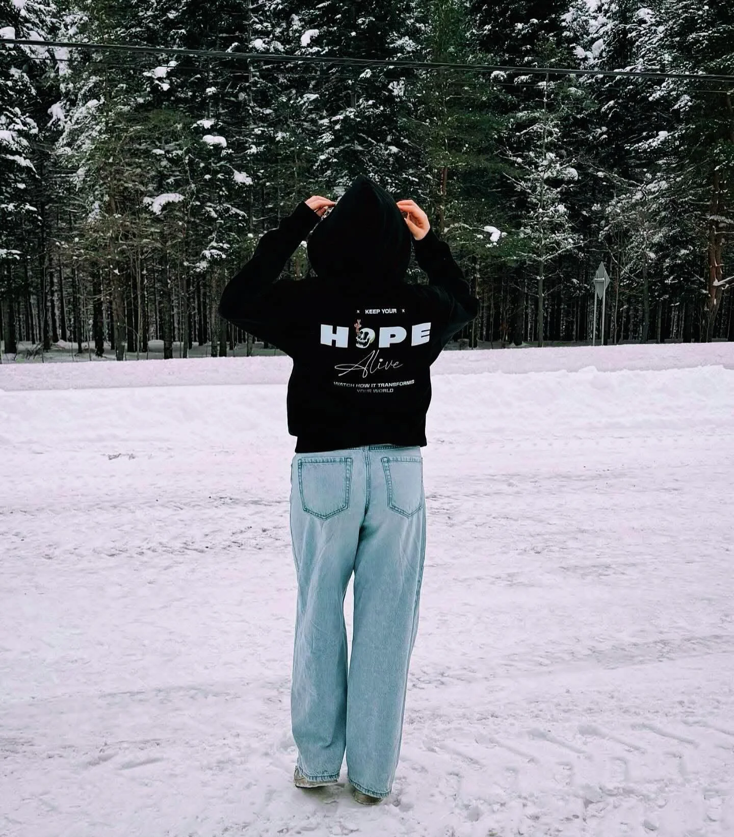 &laquo; La vie est un d&eacute;fi &agrave; relever, un bonheur &agrave; m&eacute;riter, une aventure &agrave; tenter. &raquo;
.
10% par article vendu, redonner &agrave; des organismes pour la sant&eacute; mentale &amp; la pr&eacute;vention du suicide