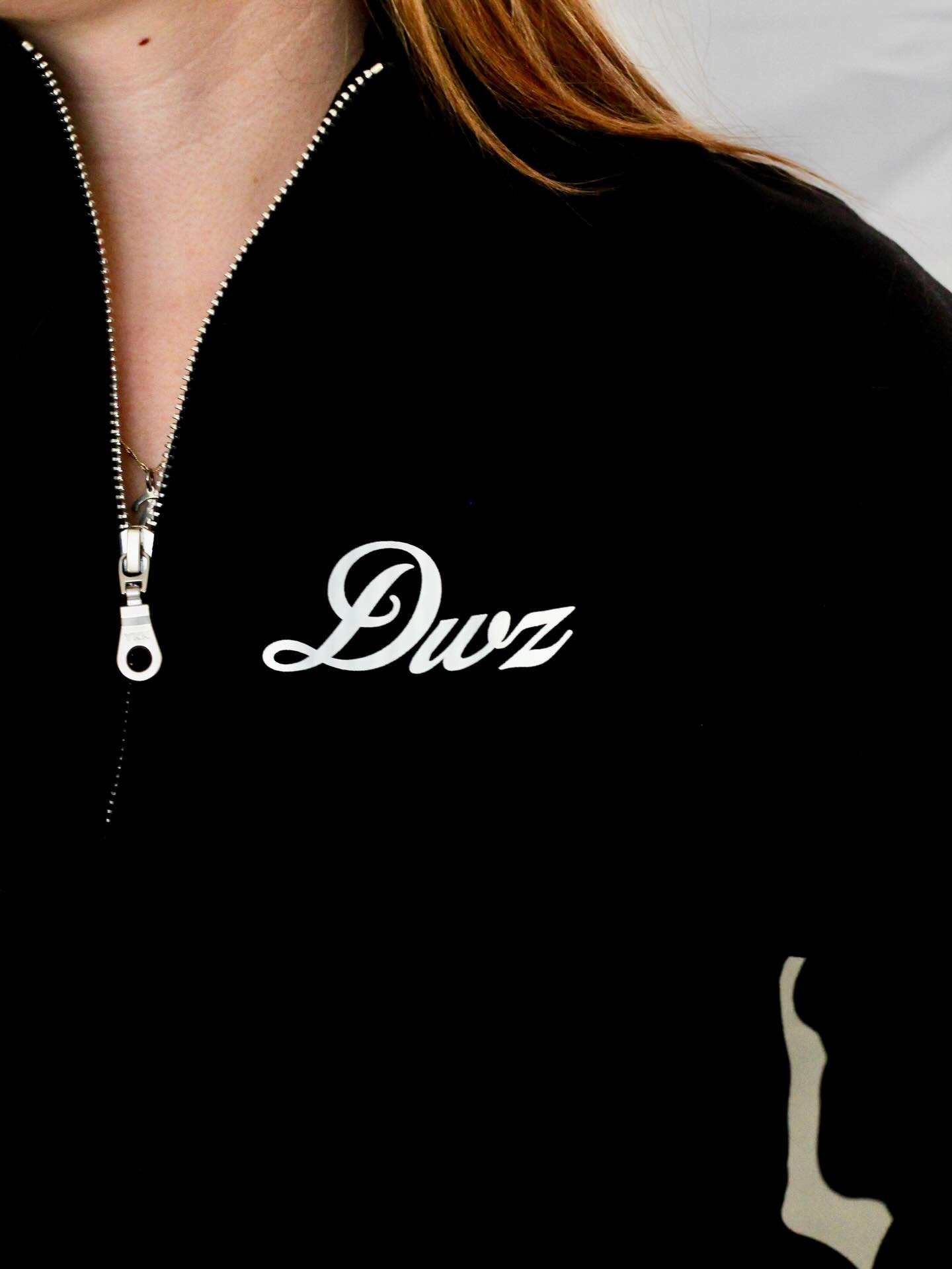 La seule vraie &eacute;l&eacute;gance est dans l&rsquo;esprit; si vous avez &ccedil;a, le reste vient vraiment de &ccedil;a.
~ Diana Vreeland
. 
CODE PROMO : Reb10 (10% off )
.
@deathwishez_apparel_officiel 
.
@rebeckafontaine_ 
.
@rf_photography___ 