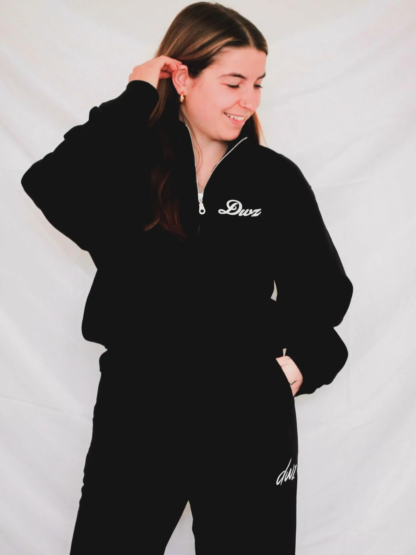 Tu n&rsquo;as pas besoin d&rsquo;&ecirc;tre parfait pour &ecirc;tre digne.
Ton c&oelig;ur, tel qu&rsquo;il est, est d&eacute;j&agrave; suffisant.
~ J&eacute;r&eacute;my Major
. 
CODE PROMO : Reb10 (10% off )
.
@deathwishez_apparel_officiel 
.
@rebeck