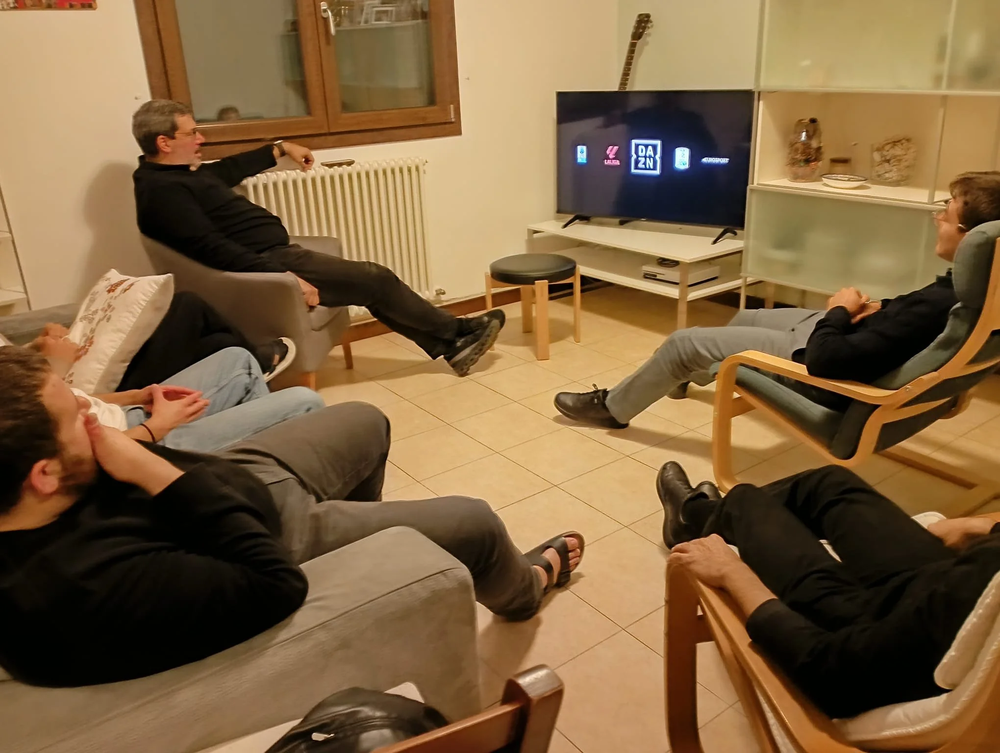 251005-PtTv-1.jpg