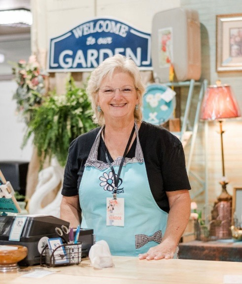 Donna &amp; 82 Daisies: Where Memories Bloom and Kindness Echoes