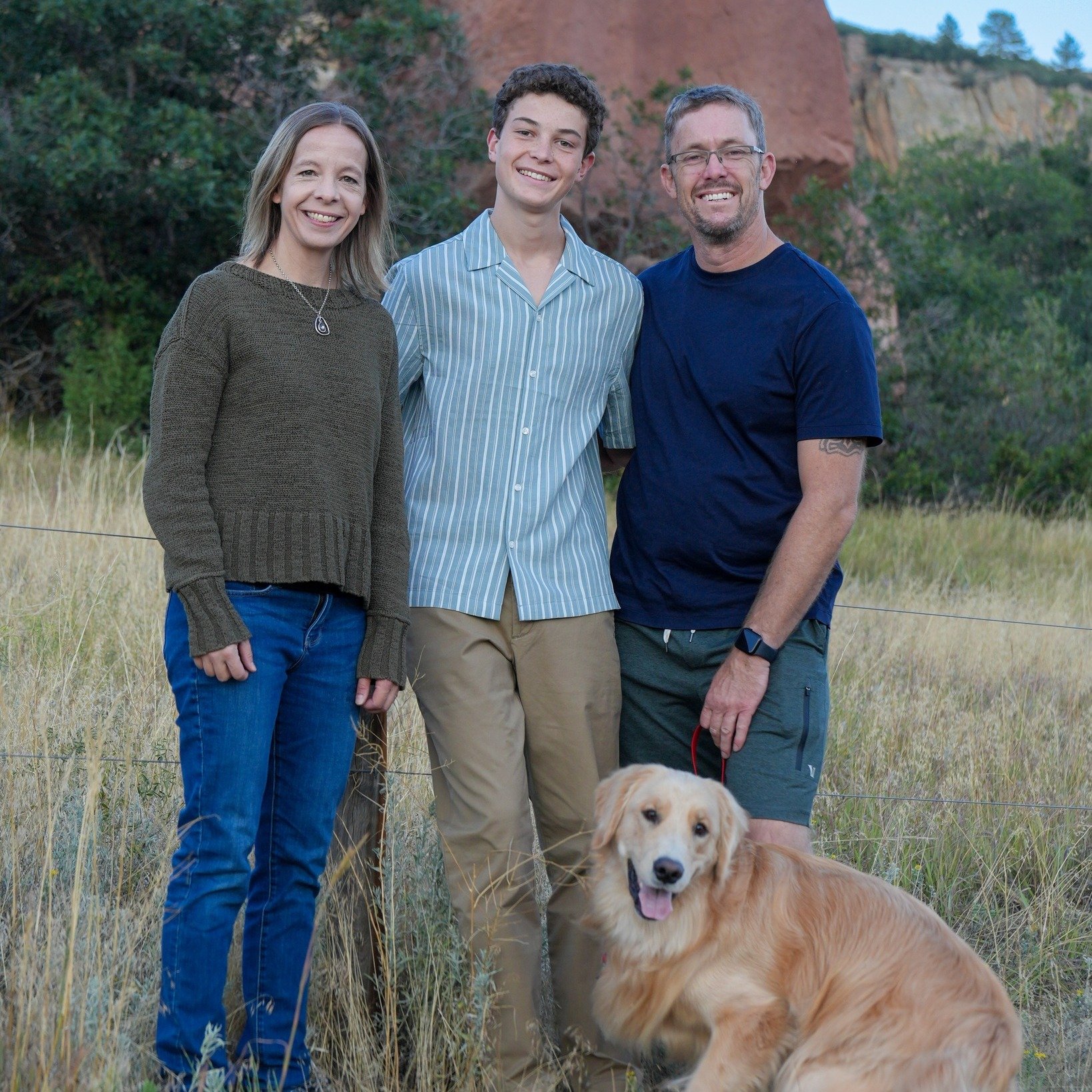 Senior year is a big deal, let's not forget it.... Let's take some pics that show off your awesomeness, minus those awkward moments. Booking senior portrait sessions now! Hit me up to reserve your spot!
#SeniorPictures #SeniorSession #ColoradoPhotogr