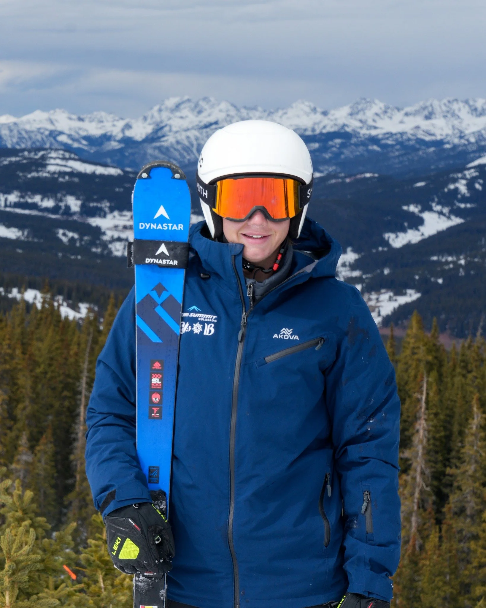 Captured the peak performance and the personality behind the goggles. 🏔️✨

Whether you&rsquo;re carving lines with Team Summit or just rocking your favorite flame beanie, every run deserves a permanent spot in the gallery. There&rsquo;s something sp