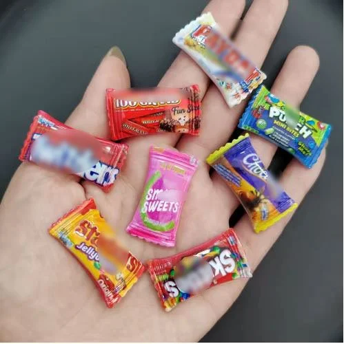 Dollhouse Miniature Candy Bars – 8 Assorted Varieties | 1/12 Scale Ultra-Realistic