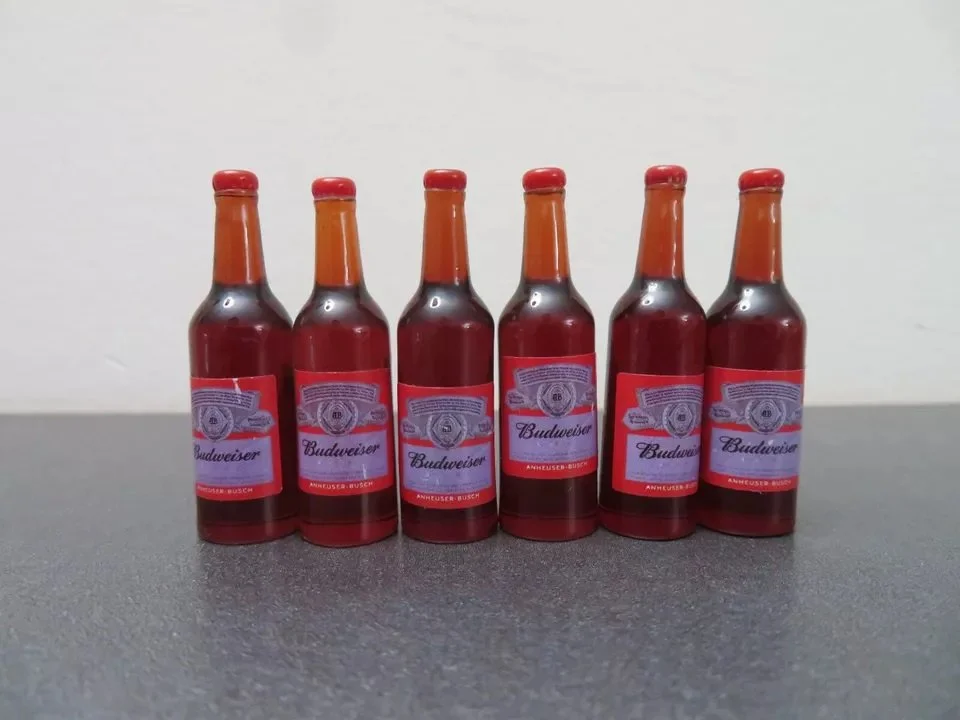 Dollhouse Miniature Beer Bottle Replica – Budweiser Style – 1:12 Scale Bar Decor