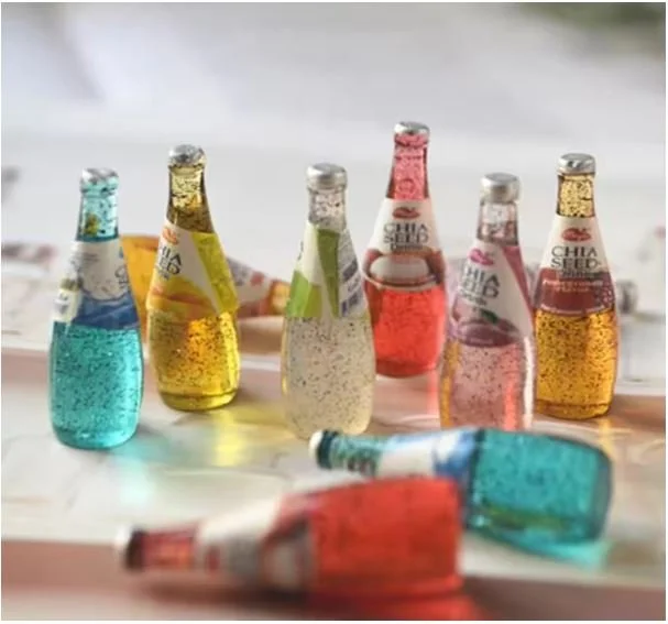 Dollhouse Chia Seed Sparkling Mineral Water Bottle – Random Color Realistic 1:12 Scale Miniature Kitchen & Diorama Décor