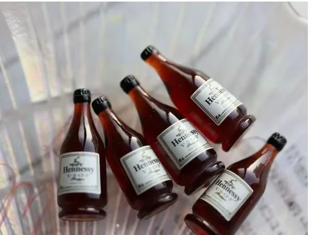 Dollhouse Miniature Hennessy VSOP Cognac Bottles – 1:12 Scale Dollhouse Bar Accessory