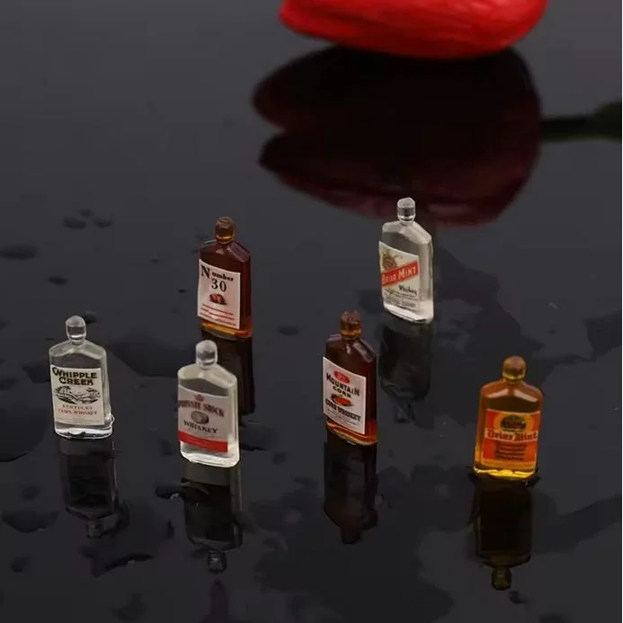 Dollhouse Miniature Assorted Whiskey Bottles – Random Fifths – 1:12 Scale Bar Accessories