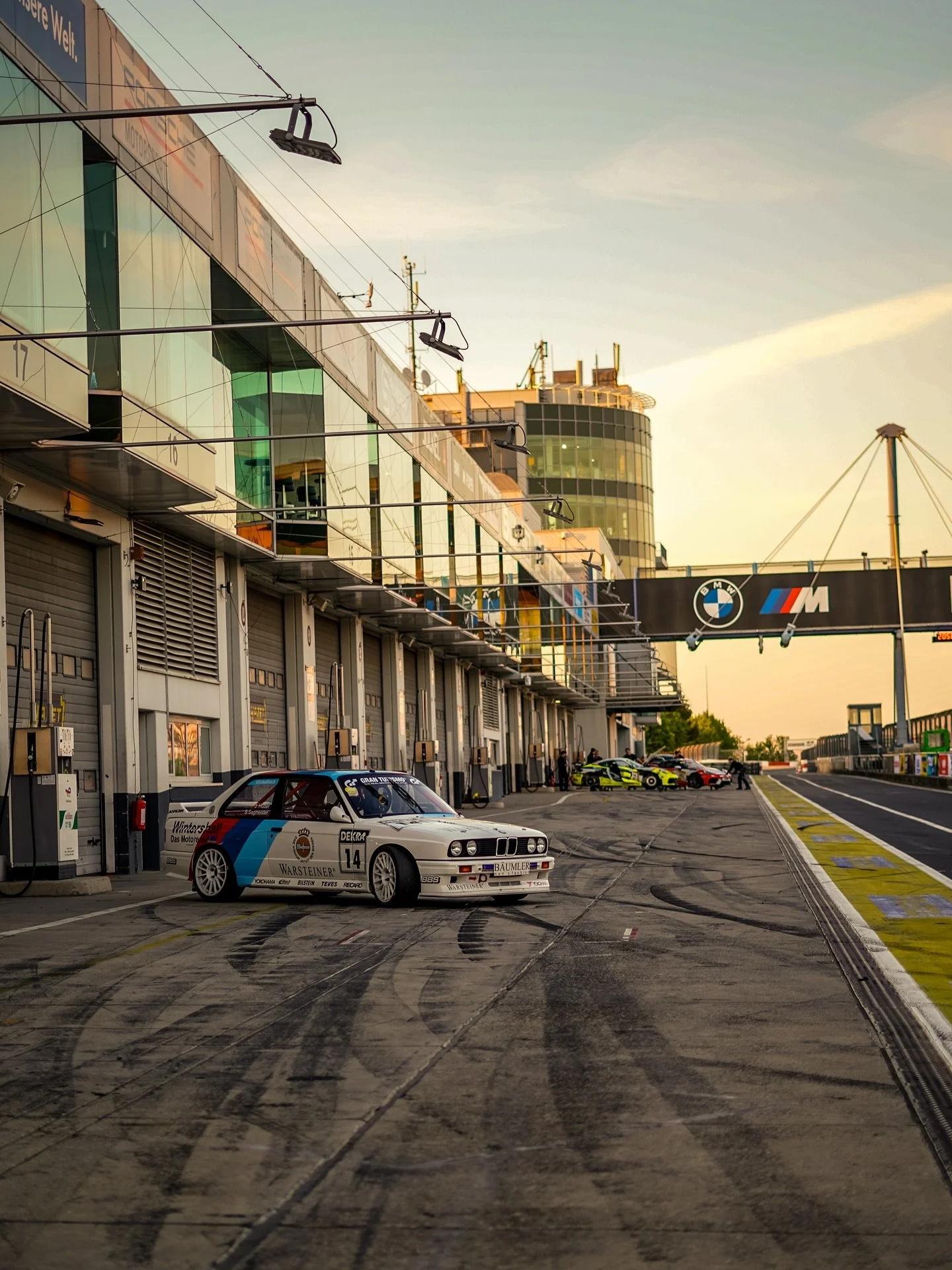 Golden hour never gets boring🌅