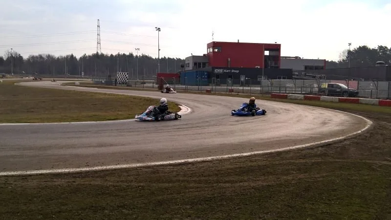 Trainen op de kartbaan van Genk, wat een feest!