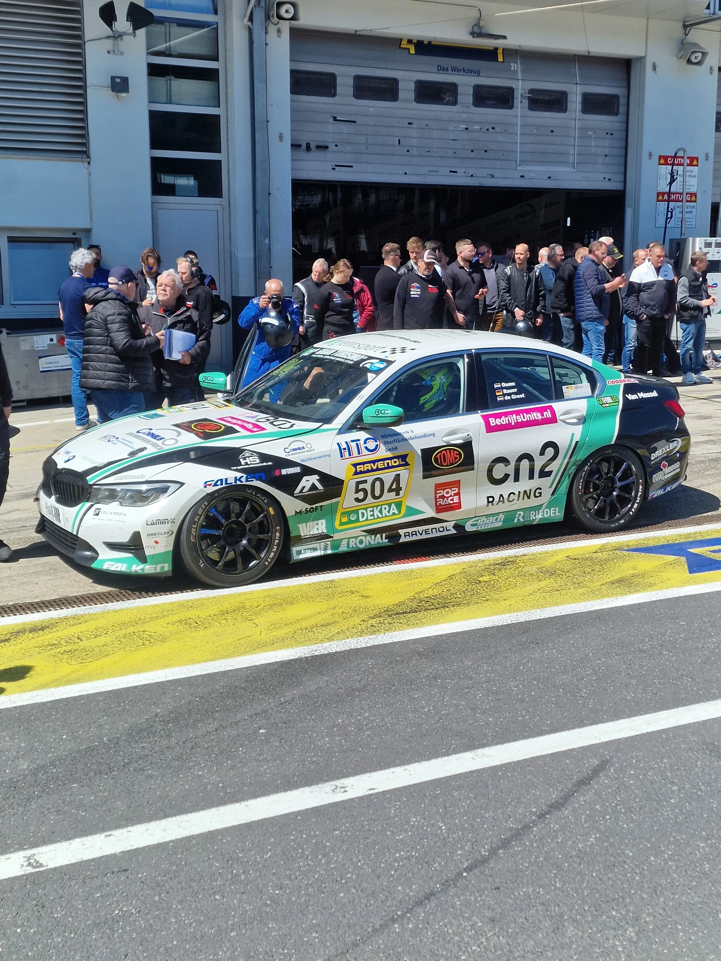 Calvin start een taxirit voor een onvergetelijke ervaring.jpg