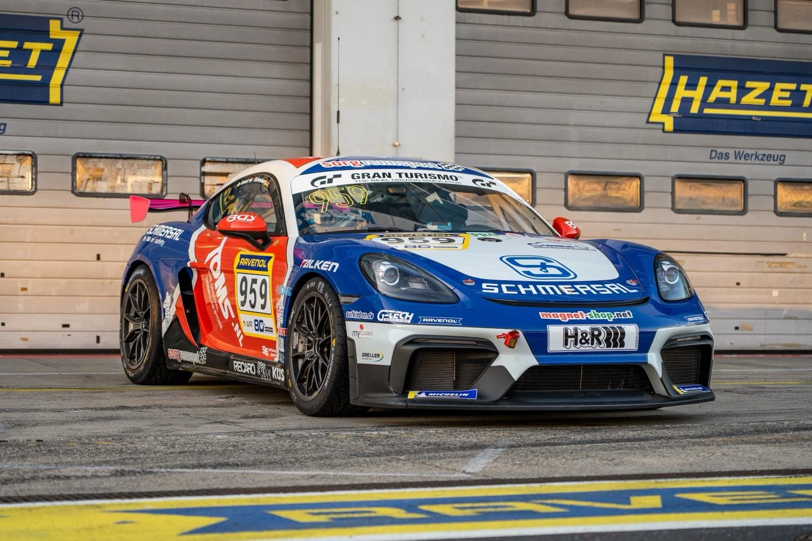 Calvin @ PETN2 - NLS2 Nürburgring Porsche (15).jpeg