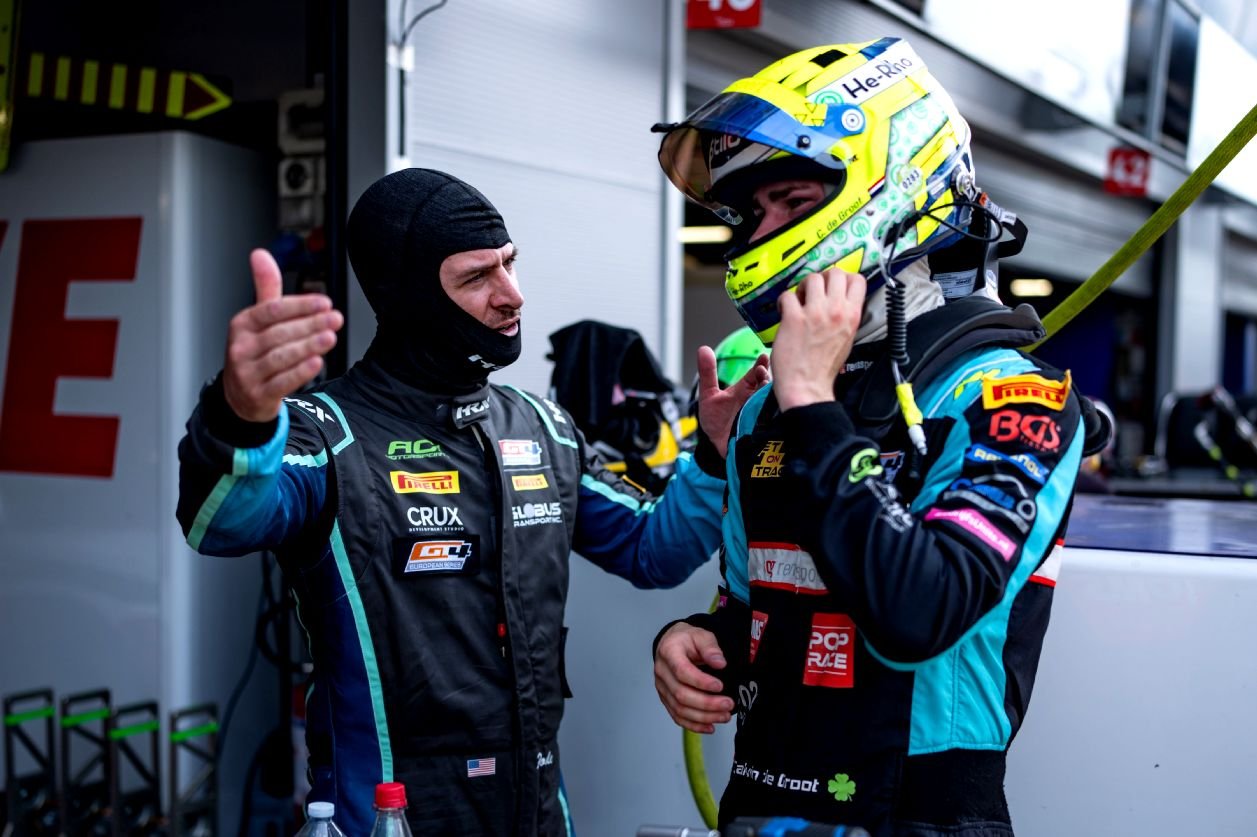 GTWC326_053012554106620GT_GT.jpg