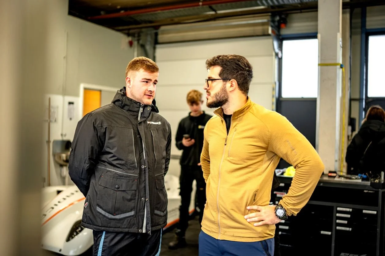 Calvin overleg met data engineer.jpg