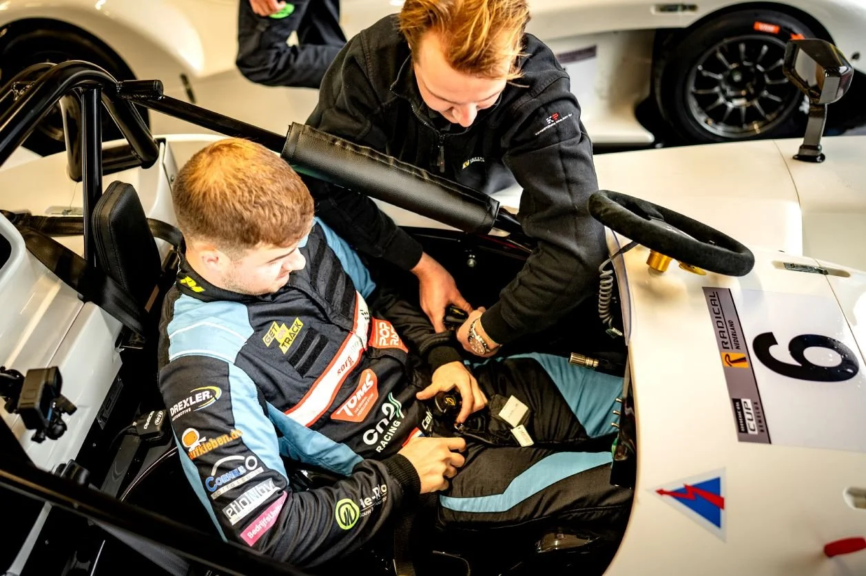 Calvin gordels op maat maken Radical.jpg