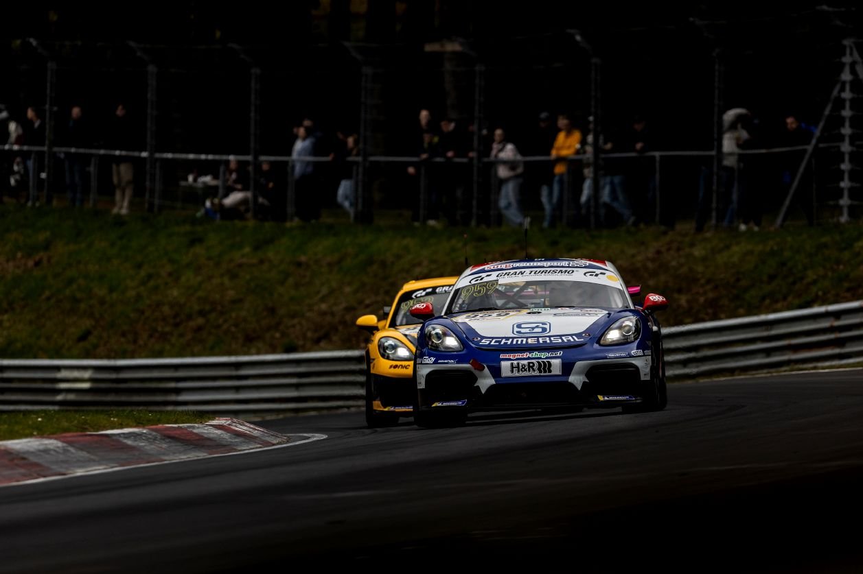 Calvin @ PETN2 - NLS2 Nürburgring  (1).jpg